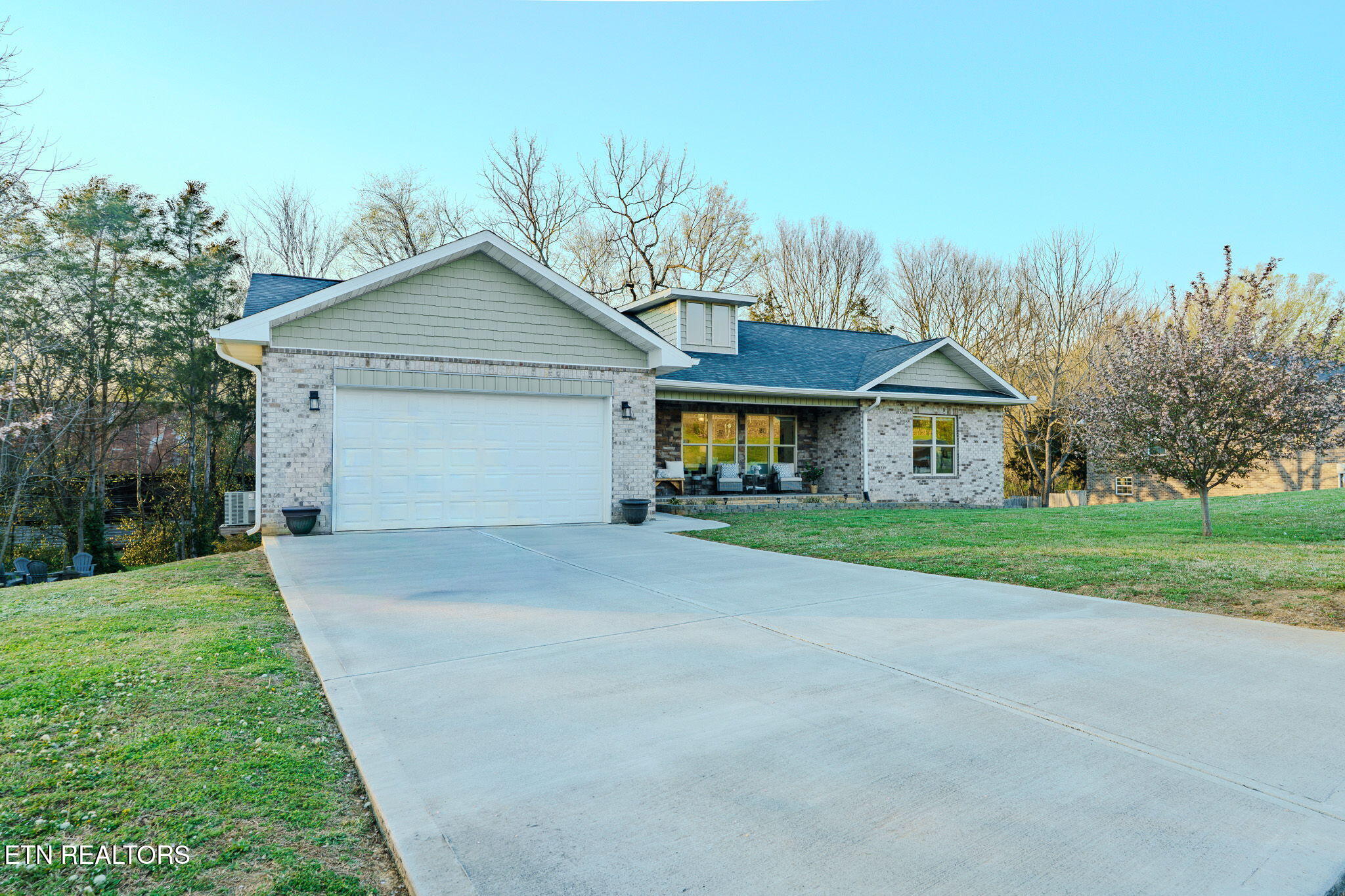 1811 Ally Lane Sevierville TN 37876