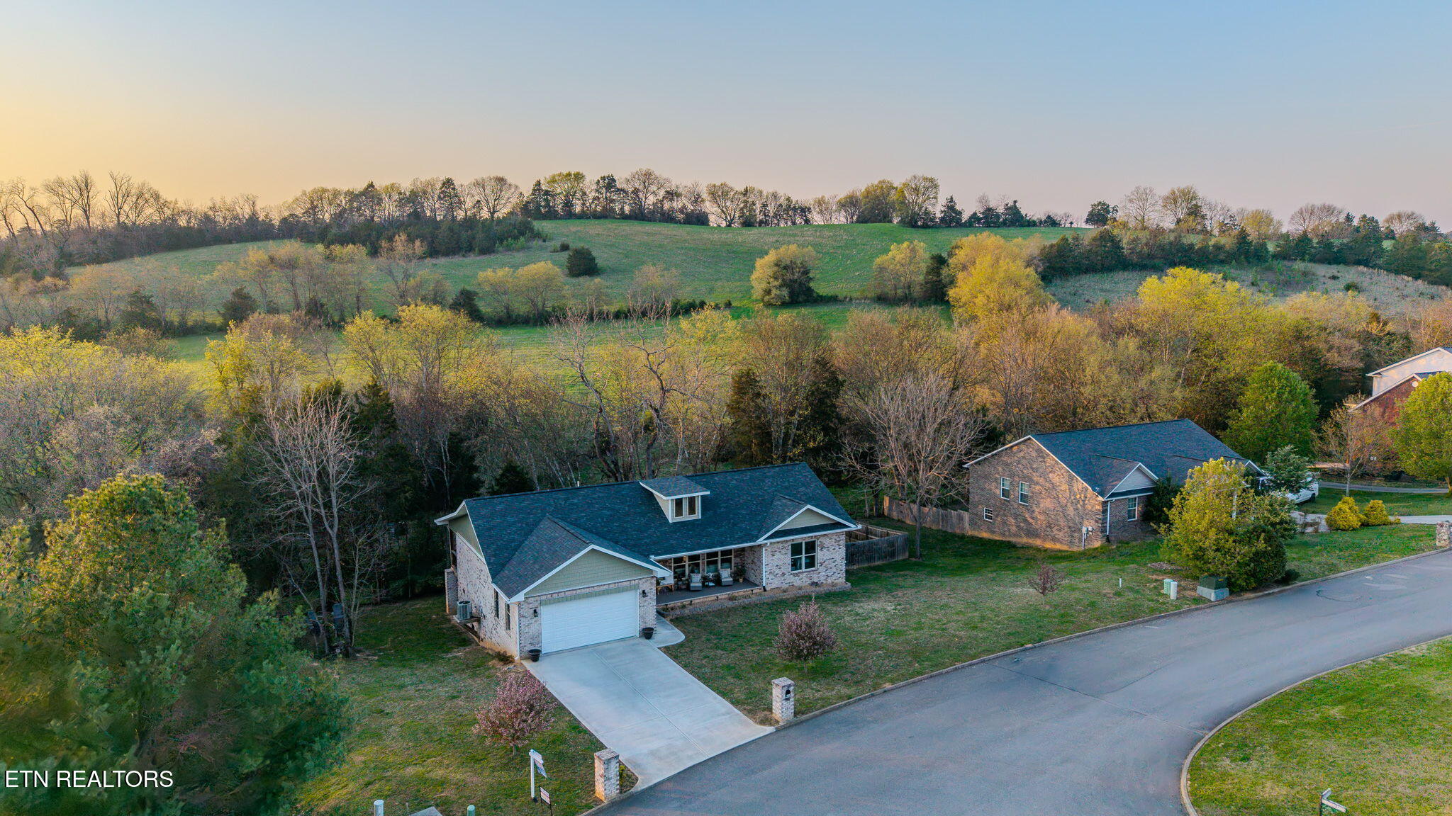 1811 Ally Lane Sevierville TN 37876