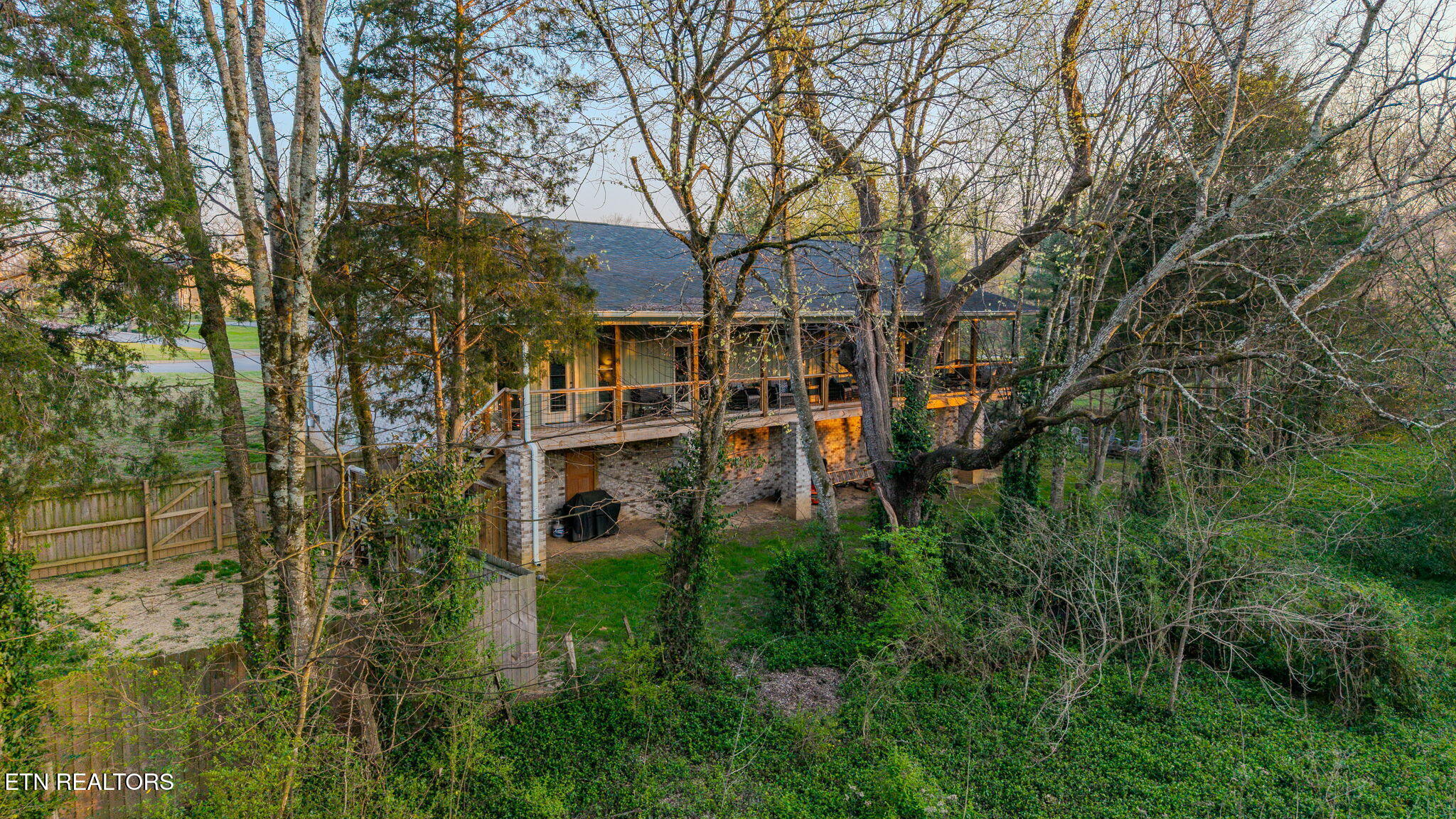 1811 Ally Lane Sevierville TN 37876