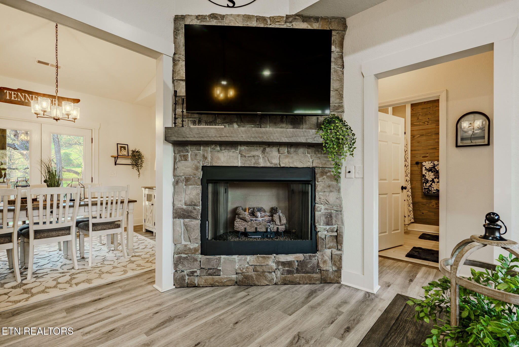 1811 Ally Lane Sevierville TN 37876