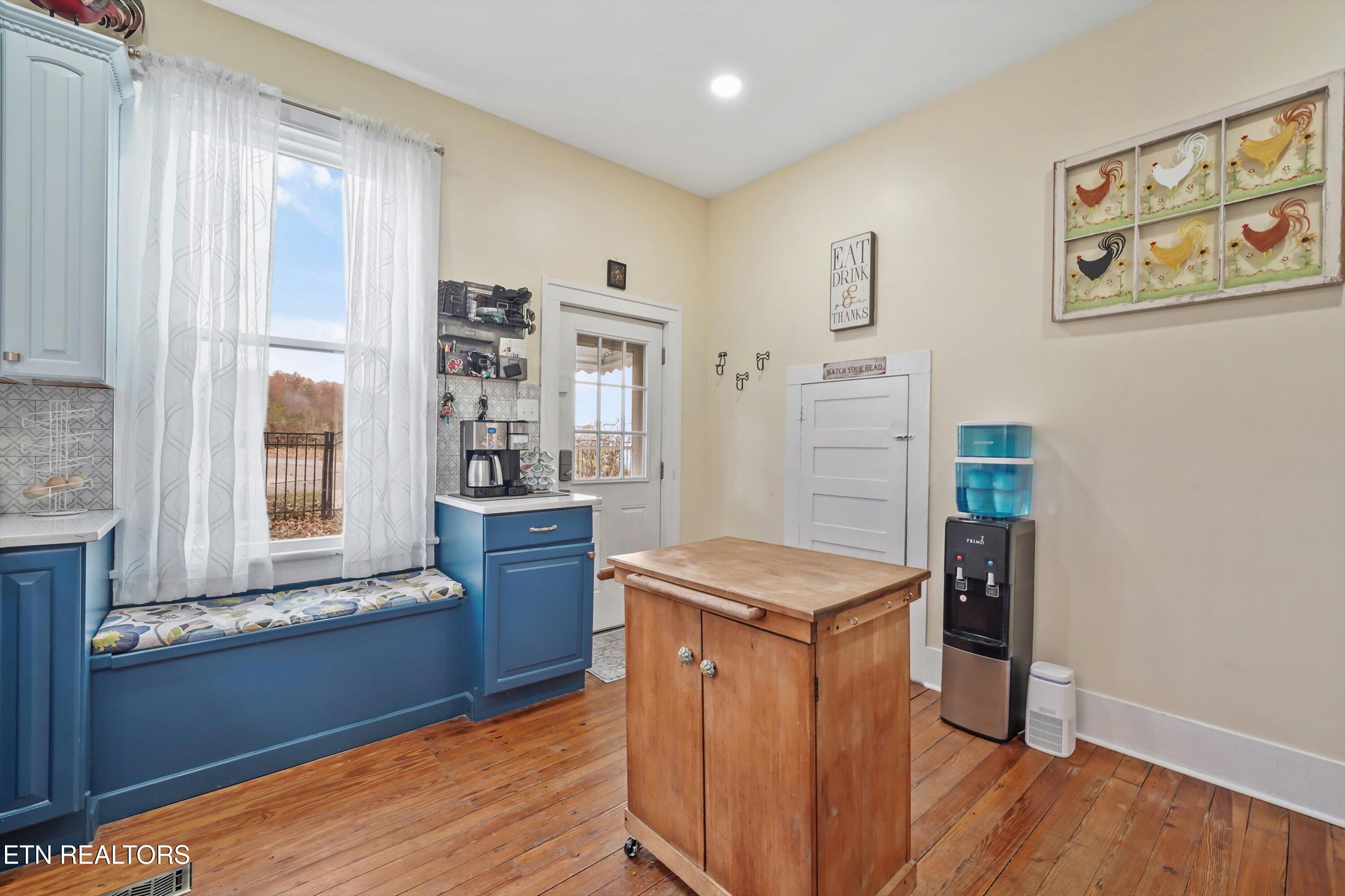 804 Lake City Highway Clinton TN 37716