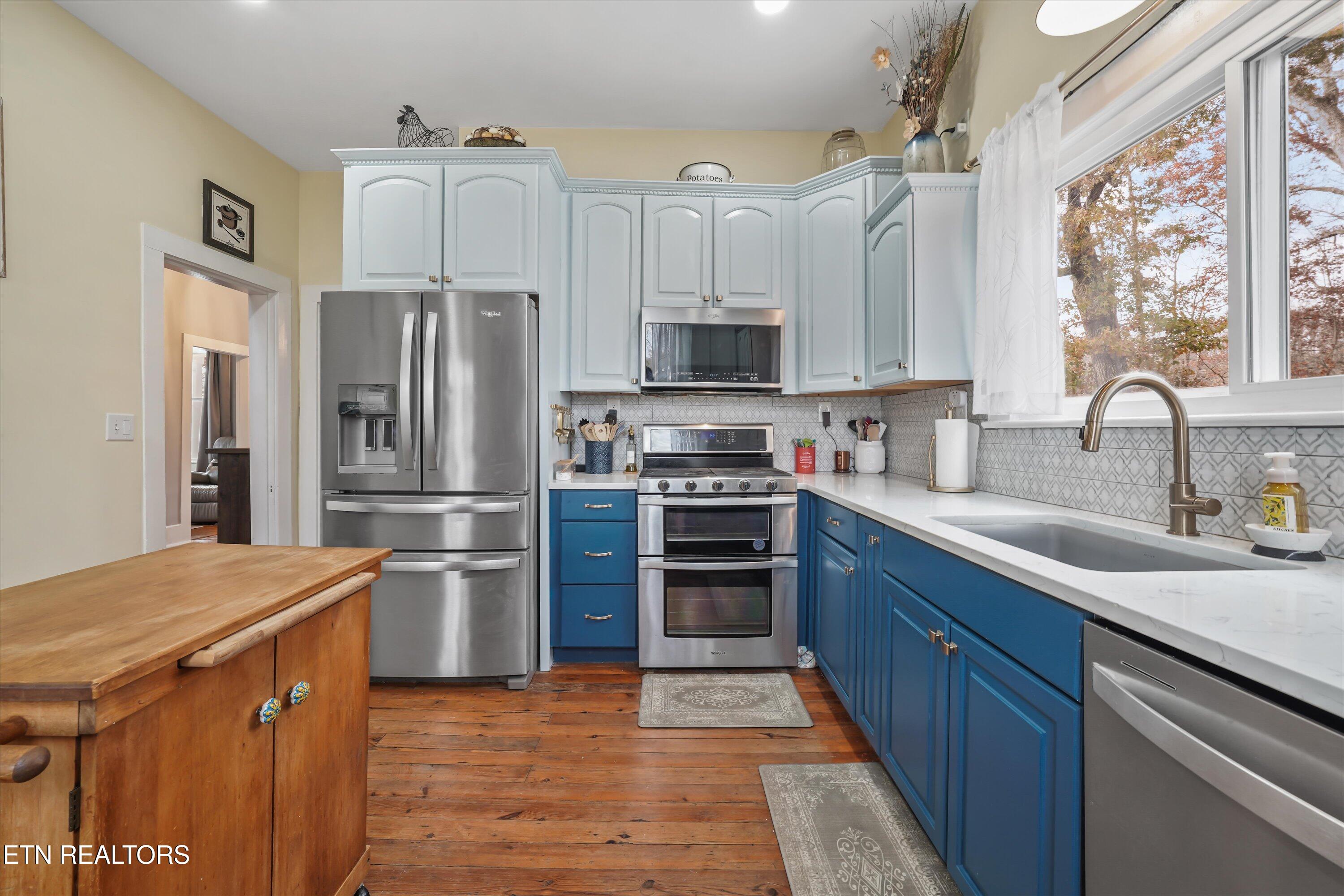 804 Lake City Highway Clinton TN 37716