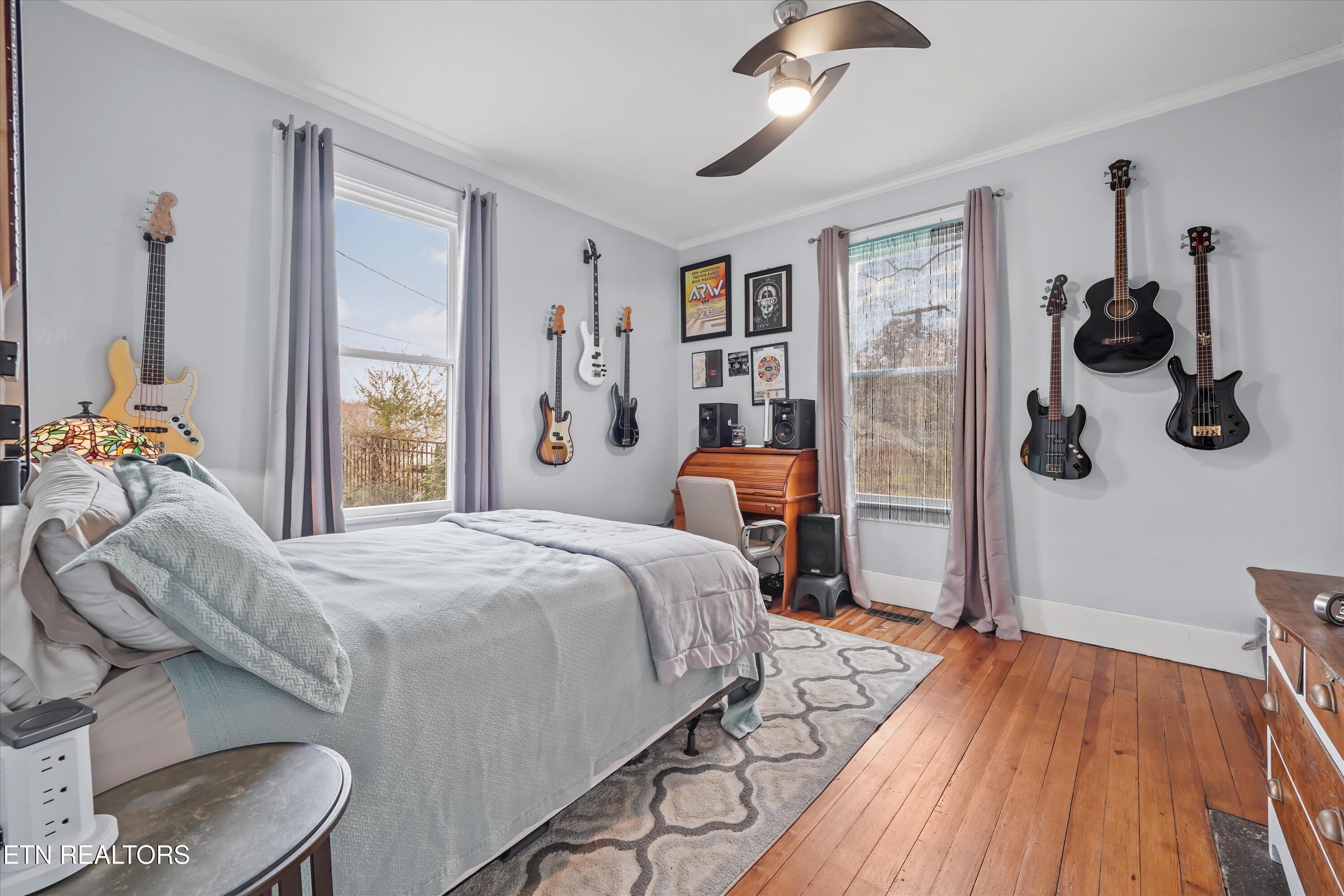 804 Lake City Highway Clinton TN 37716