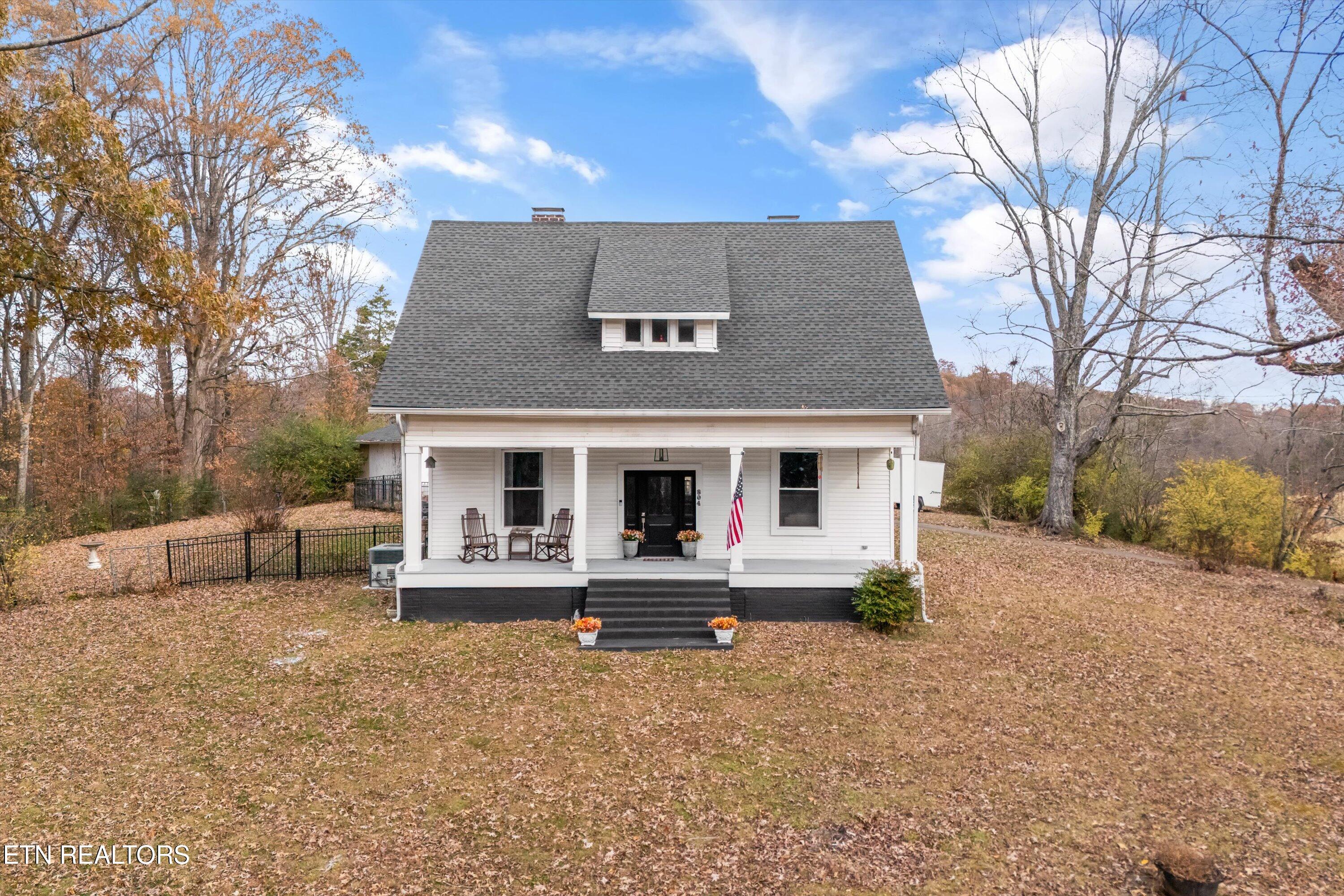 804 Lake City Highway Clinton TN 37716