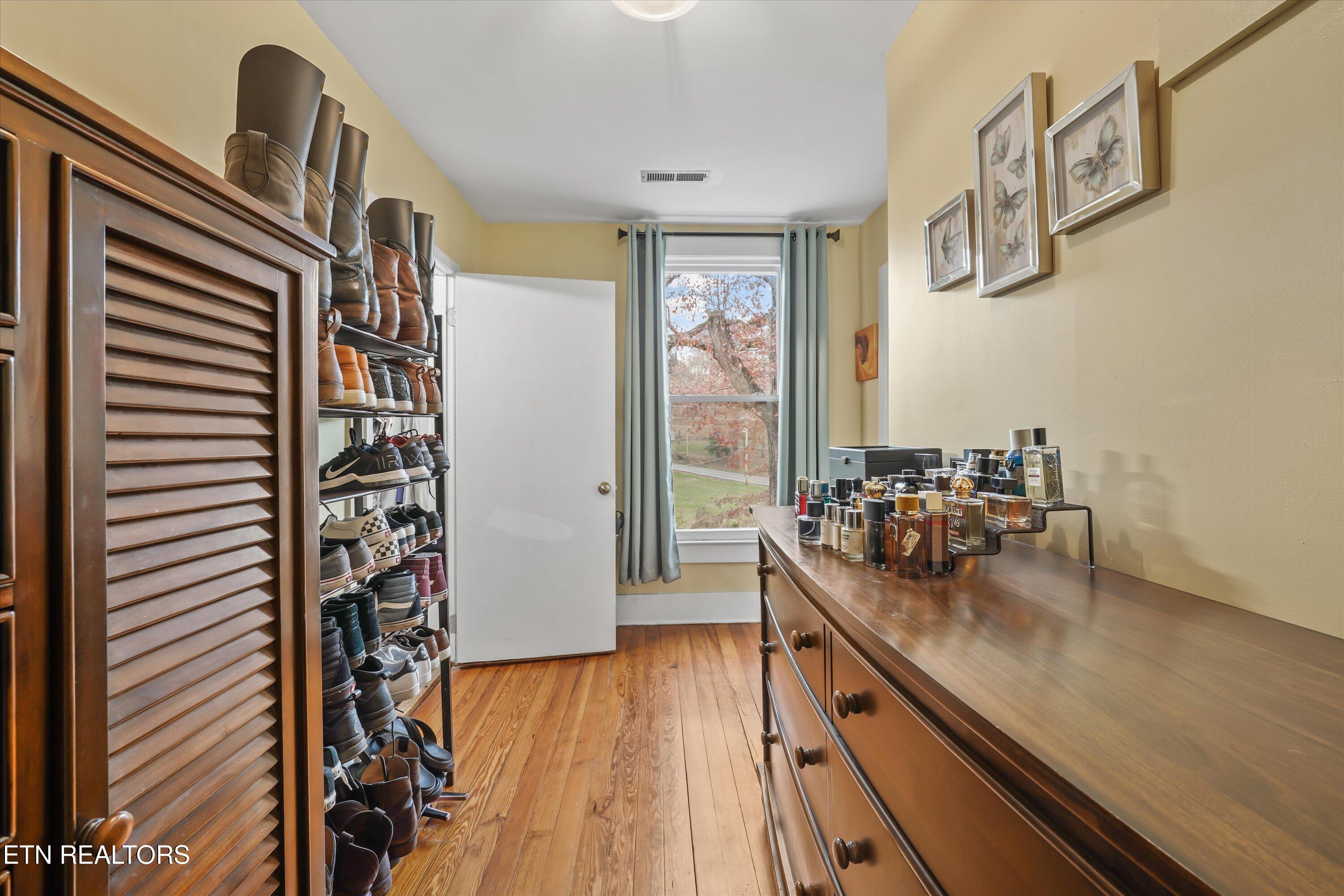 804 Lake City Highway Clinton TN 37716