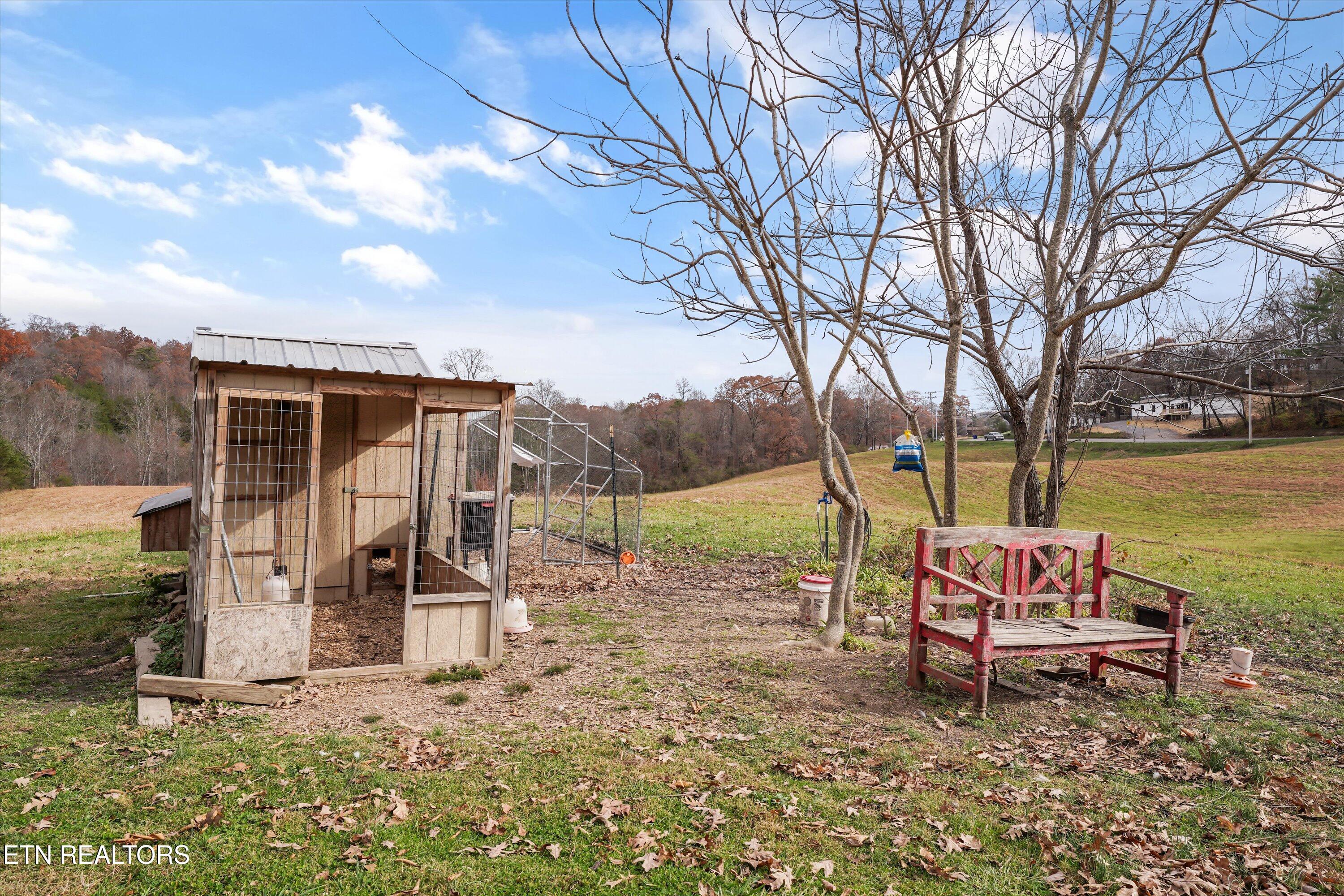 804 Lake City Highway Clinton TN 37716