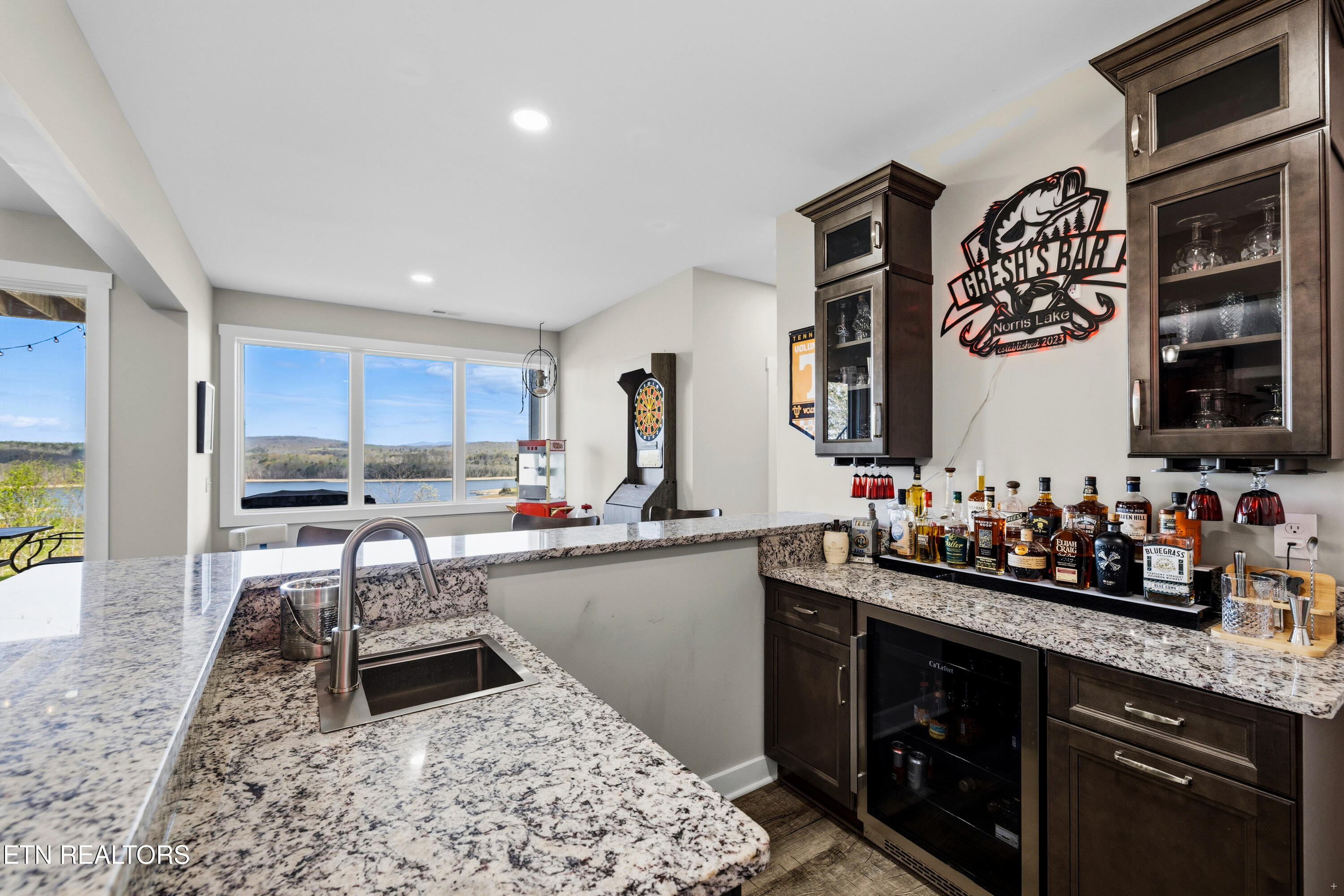 3385 Russell Brothers Road Sharps Chapel TN 37866