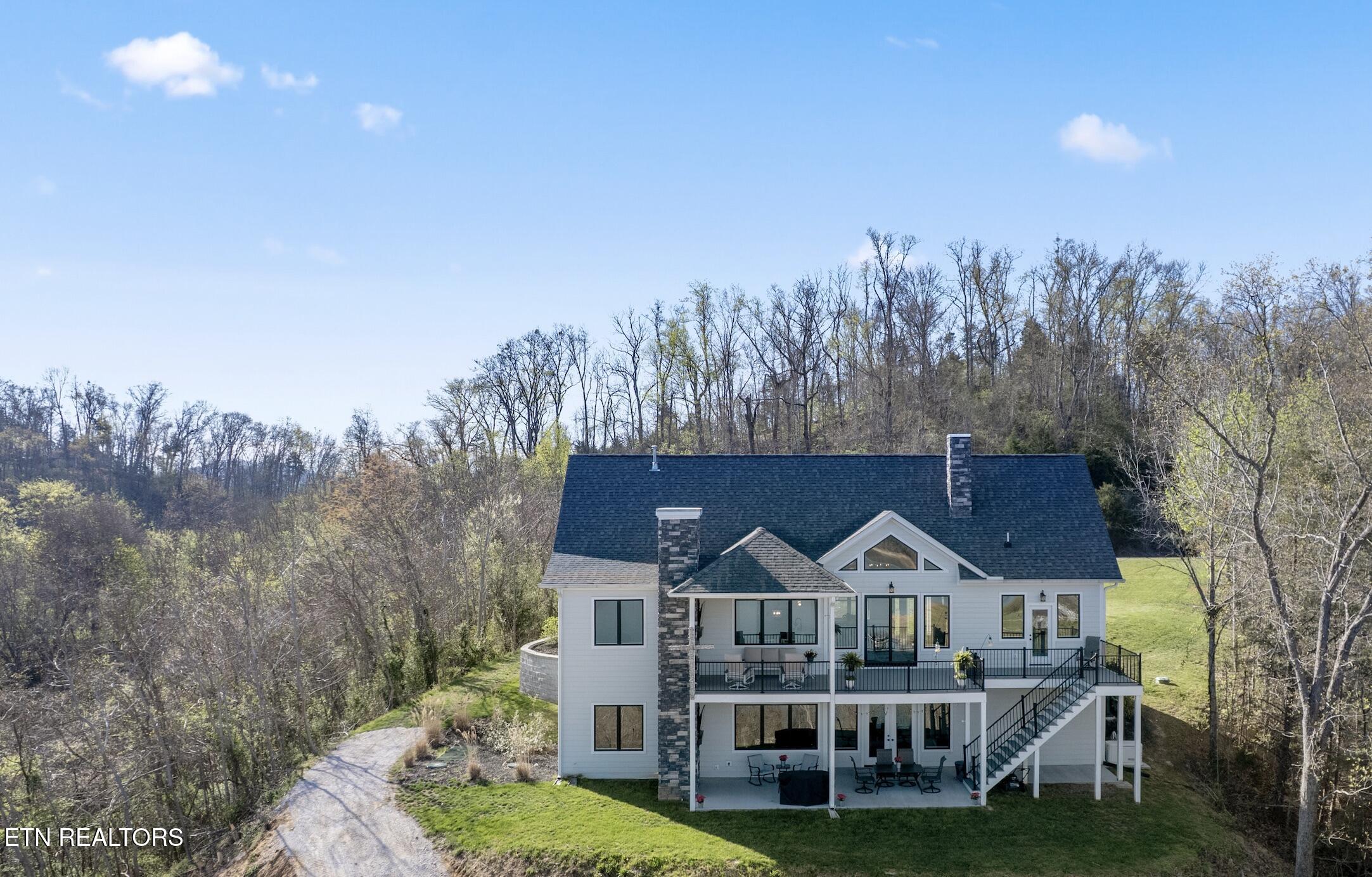 3385 Russell Brothers Road Sharps Chapel TN 37866