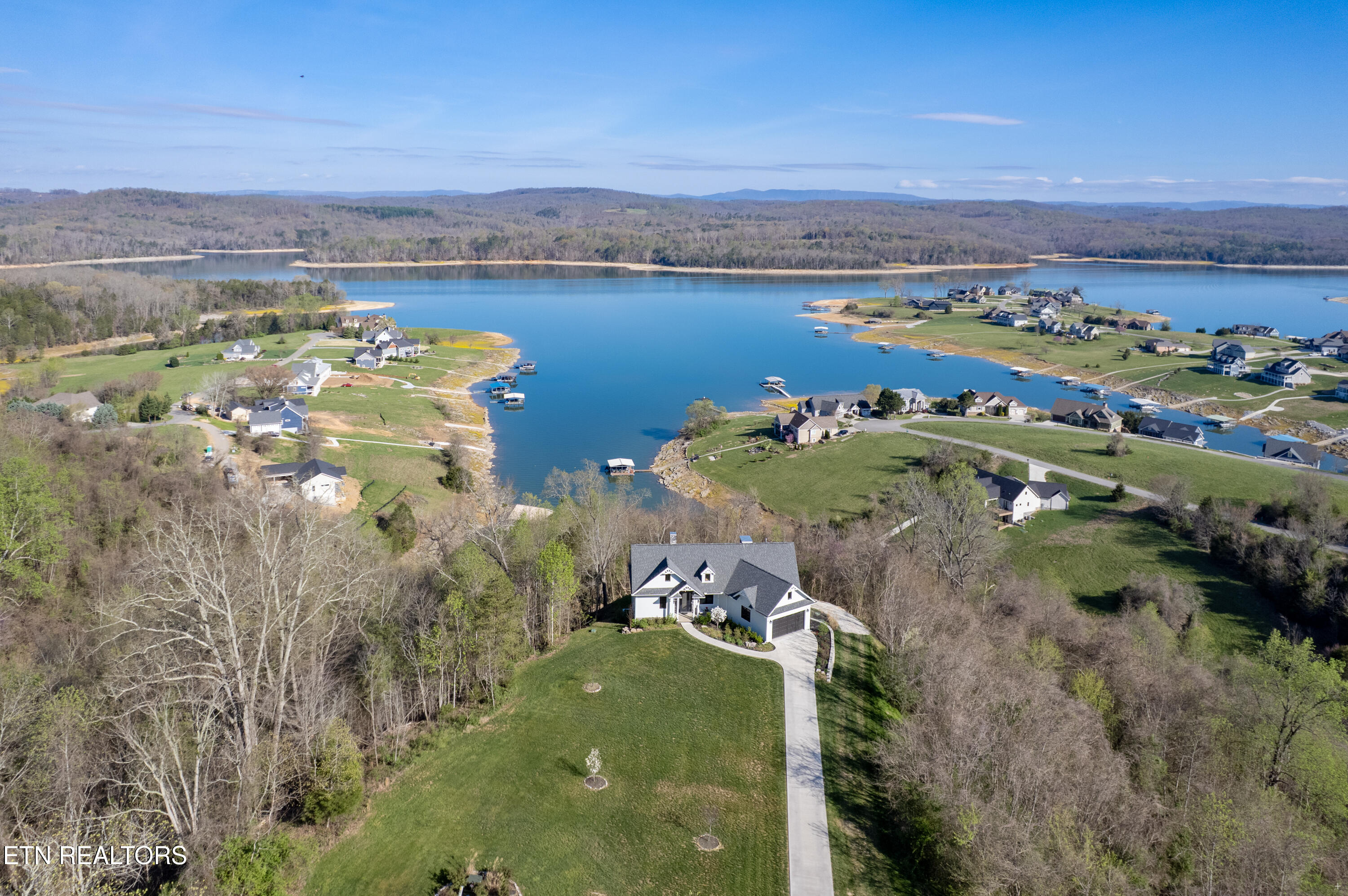 3385 Russell Brothers Road Sharps Chapel TN 37866