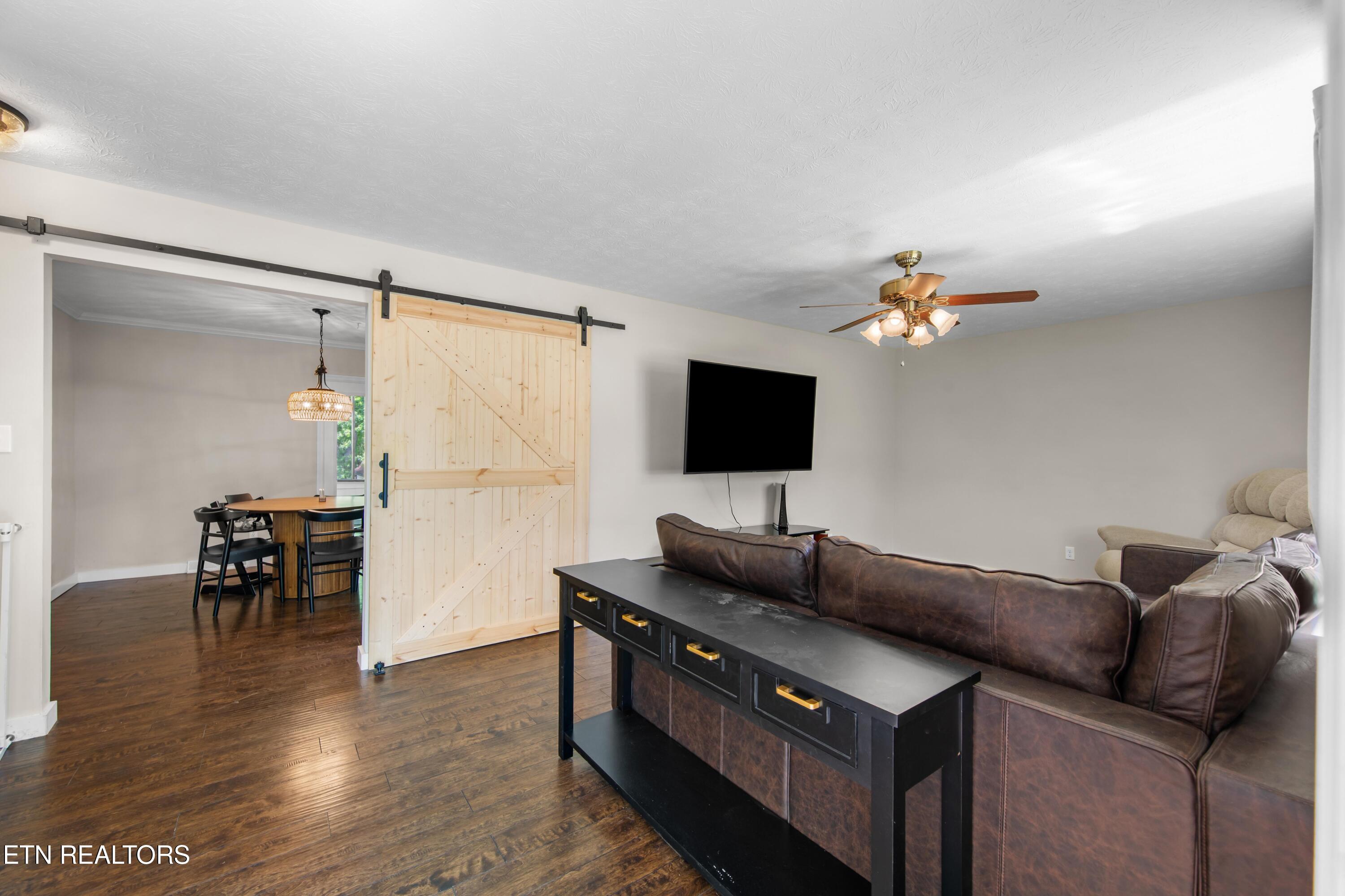 112 Shannon Road Jacksboro TN 37757