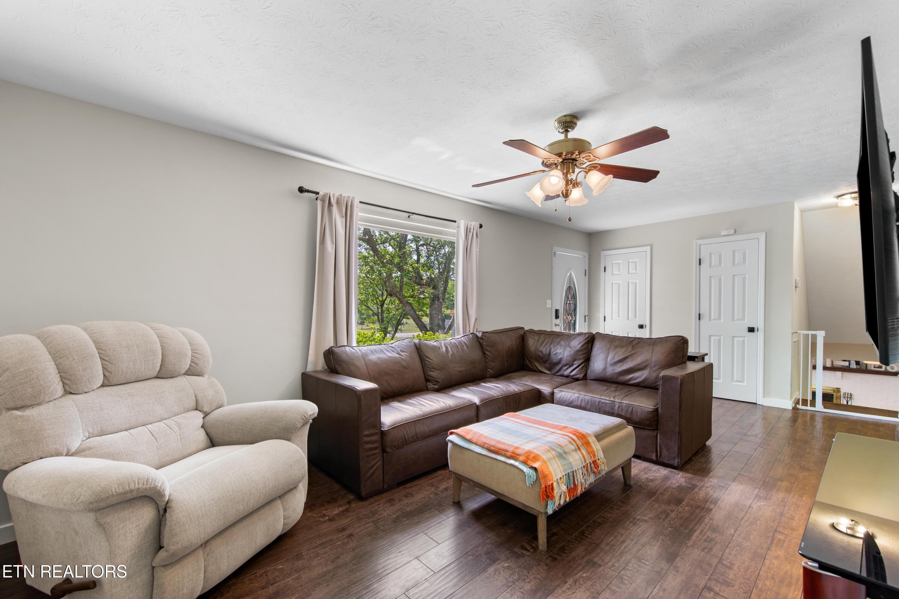 112 Shannon Road Jacksboro TN 37757