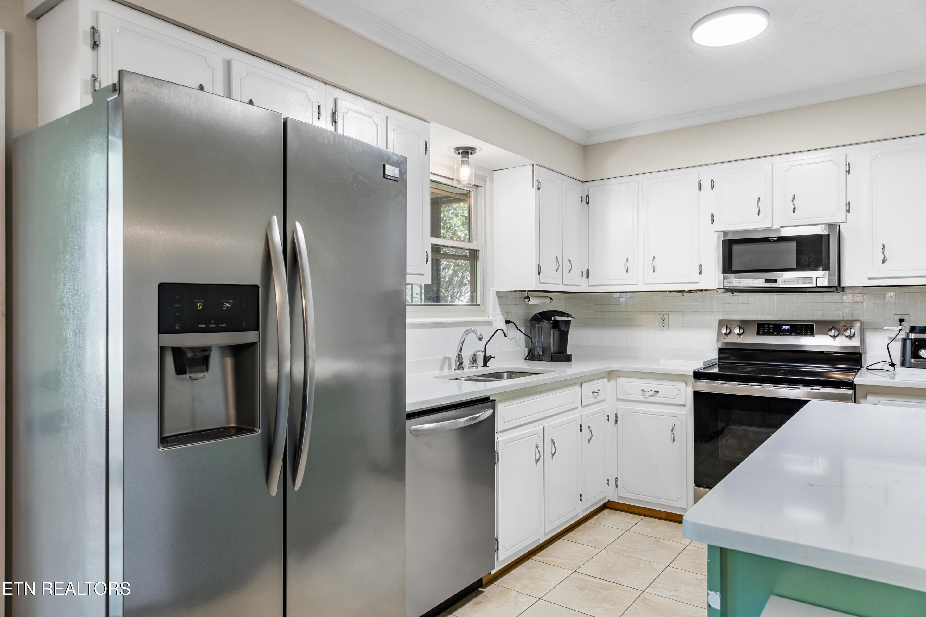 112 Shannon Road Jacksboro TN 37757