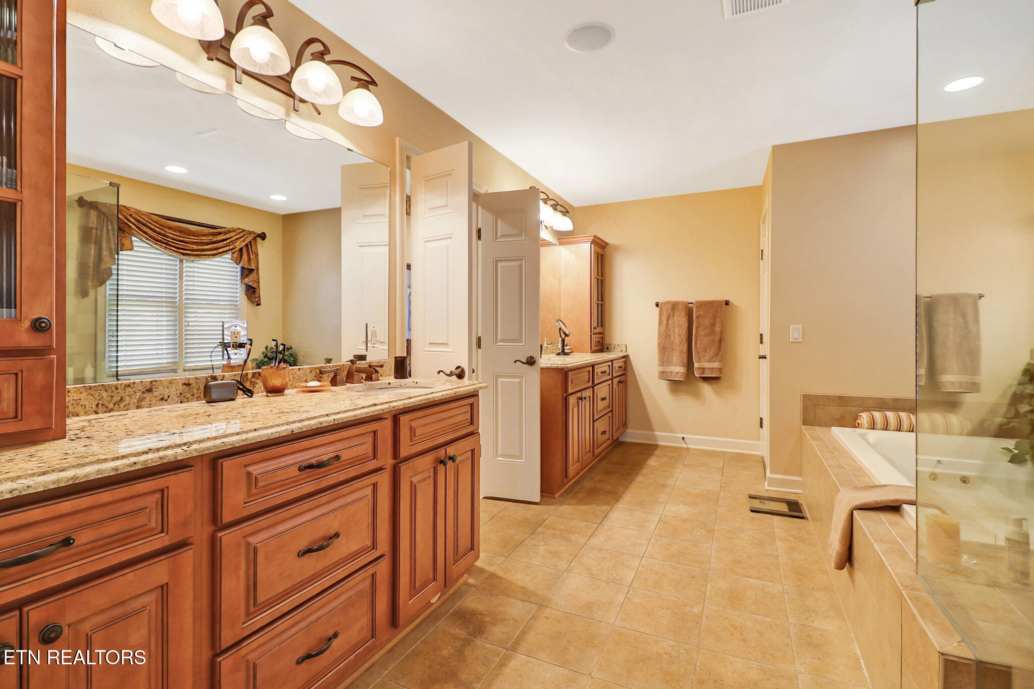 40 Vista Terrace Crossville TN 38558