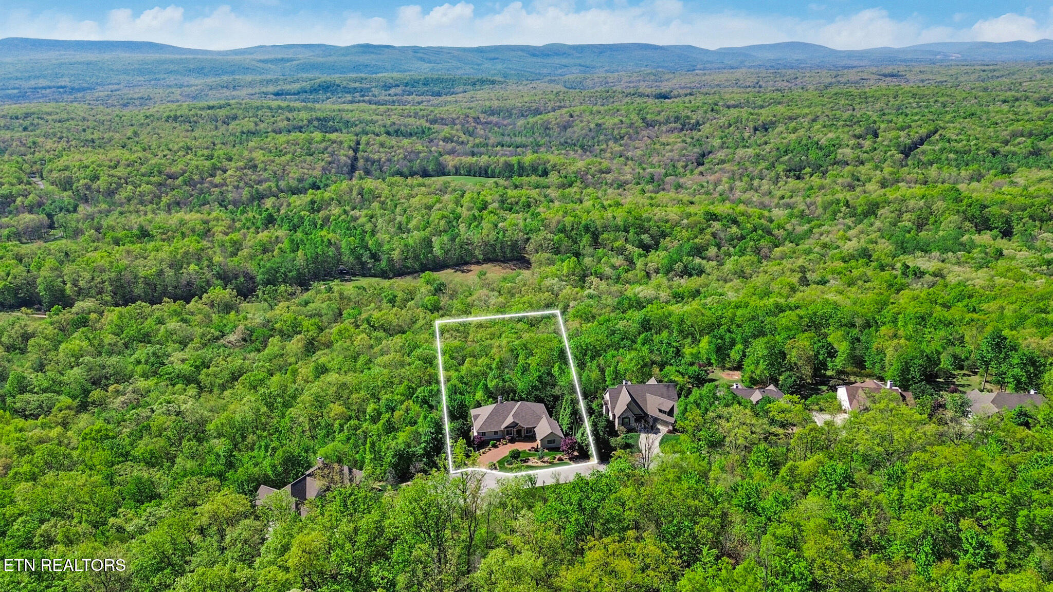 40 Vista Terrace Crossville TN 38558