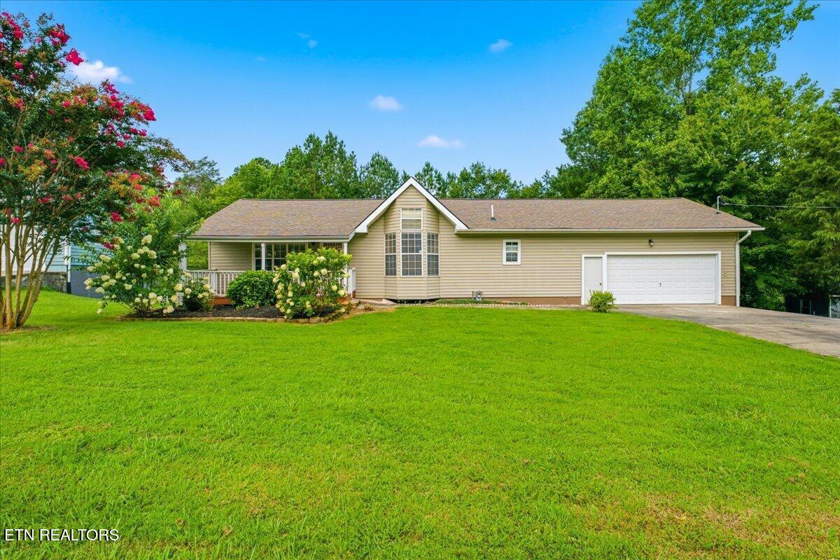 142 Oak Drive Kingston TN 37763