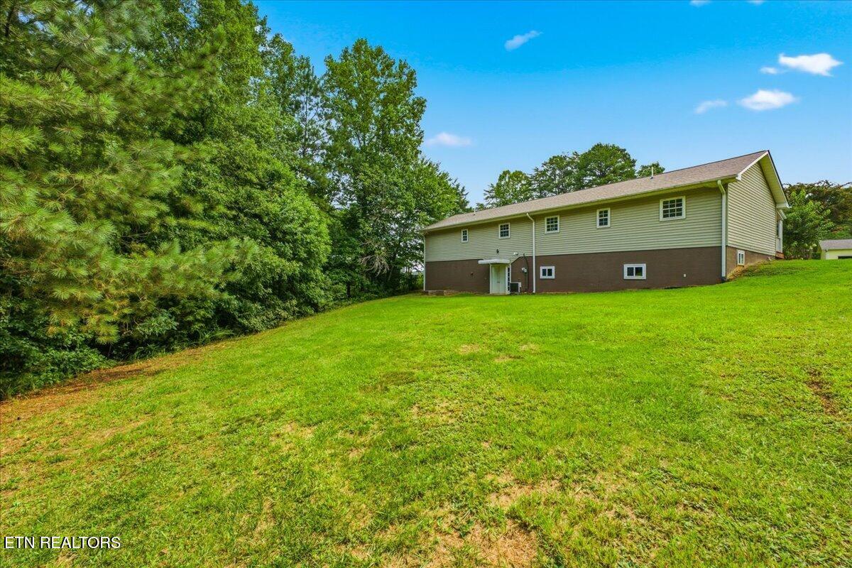 142 Oak Drive Kingston TN 37763