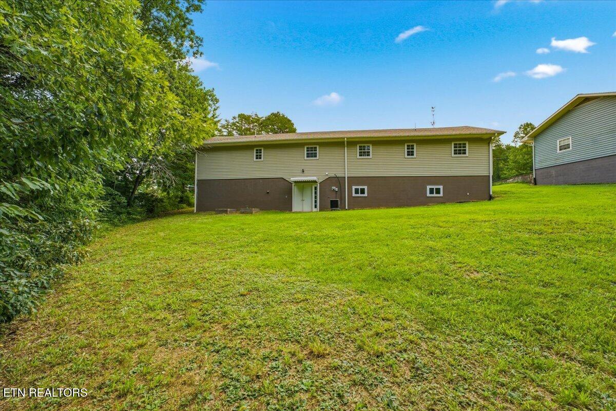 142 Oak Drive Kingston TN 37763