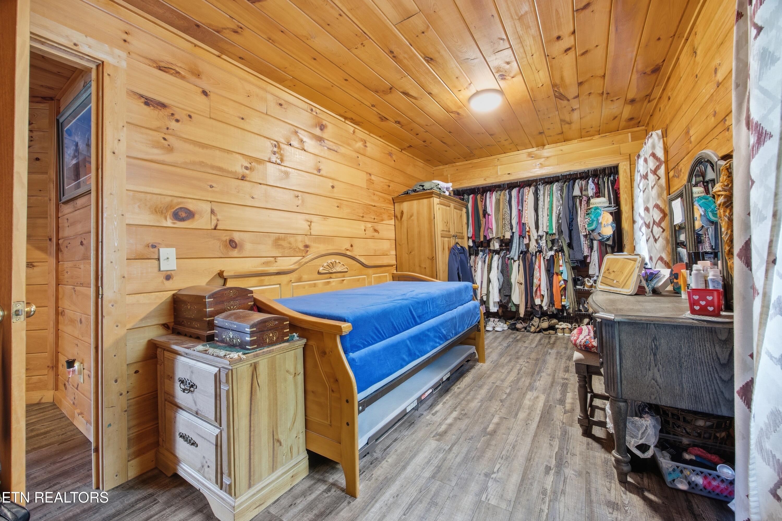 699 Lakeview Drive Sharps Chapel TN 37866