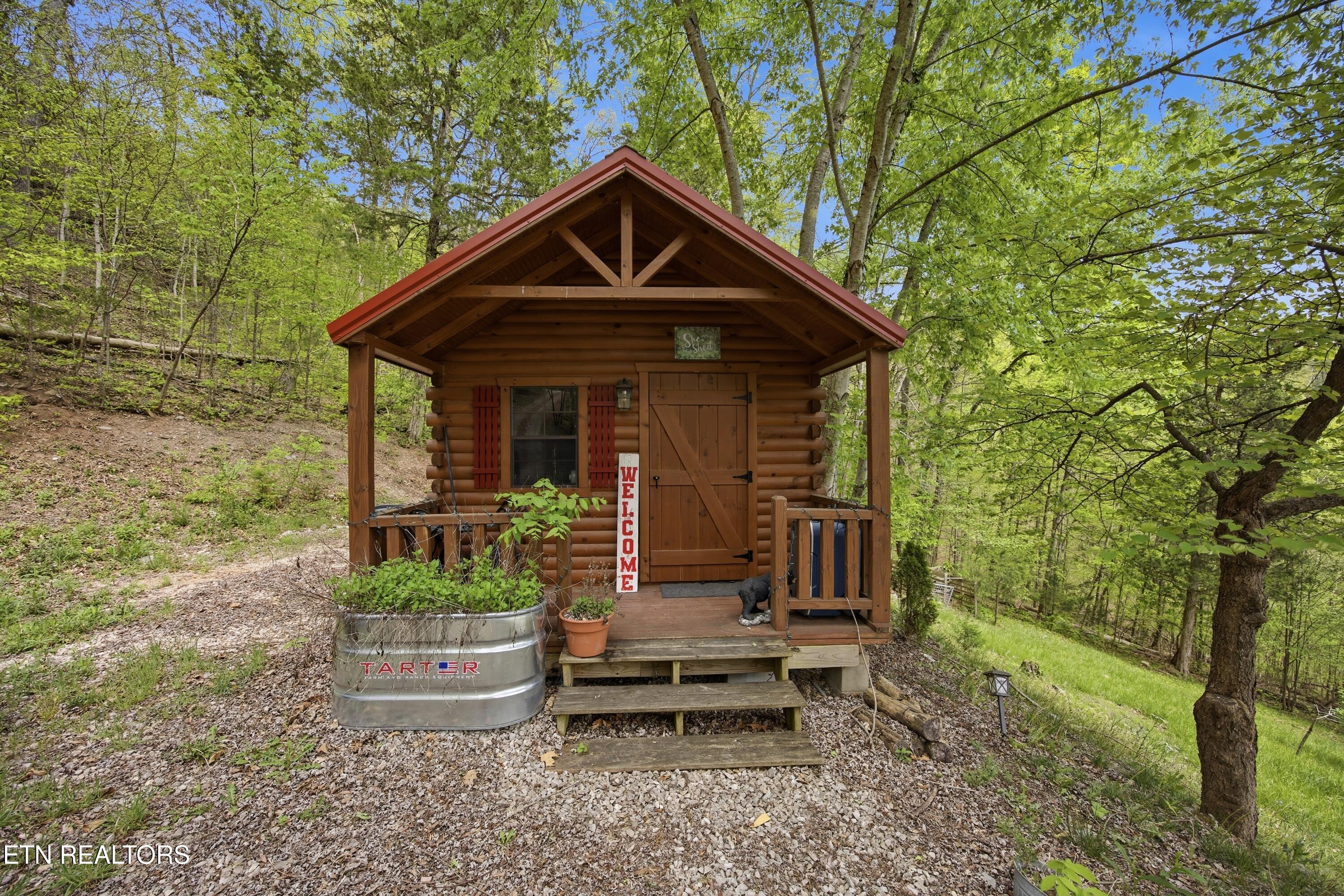 699 Lakeview Drive Sharps Chapel TN 37866
