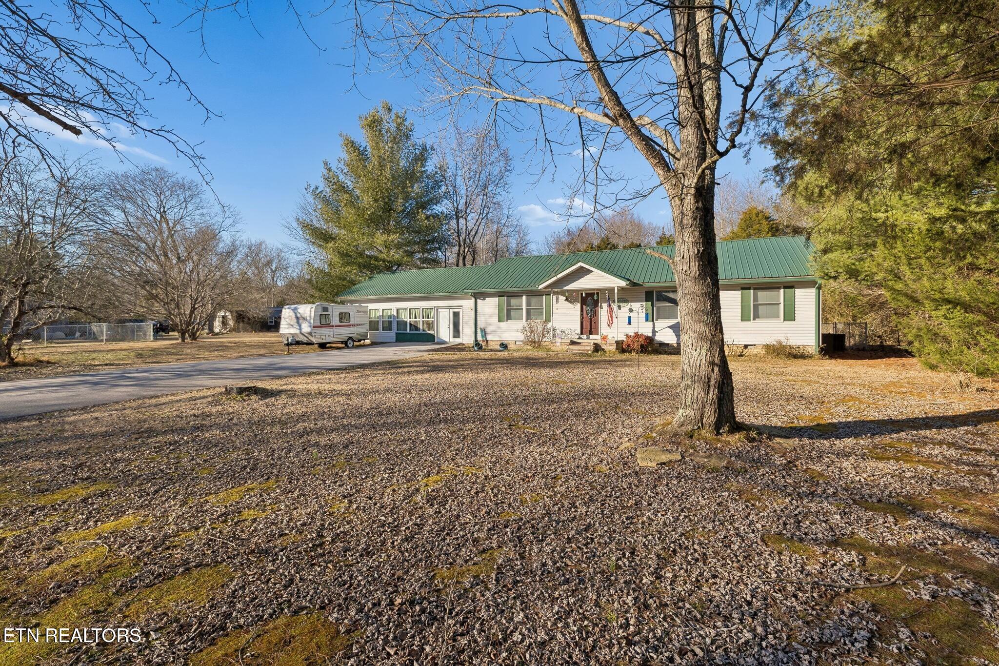 330 Deerfield Road Sparta TN 38583
