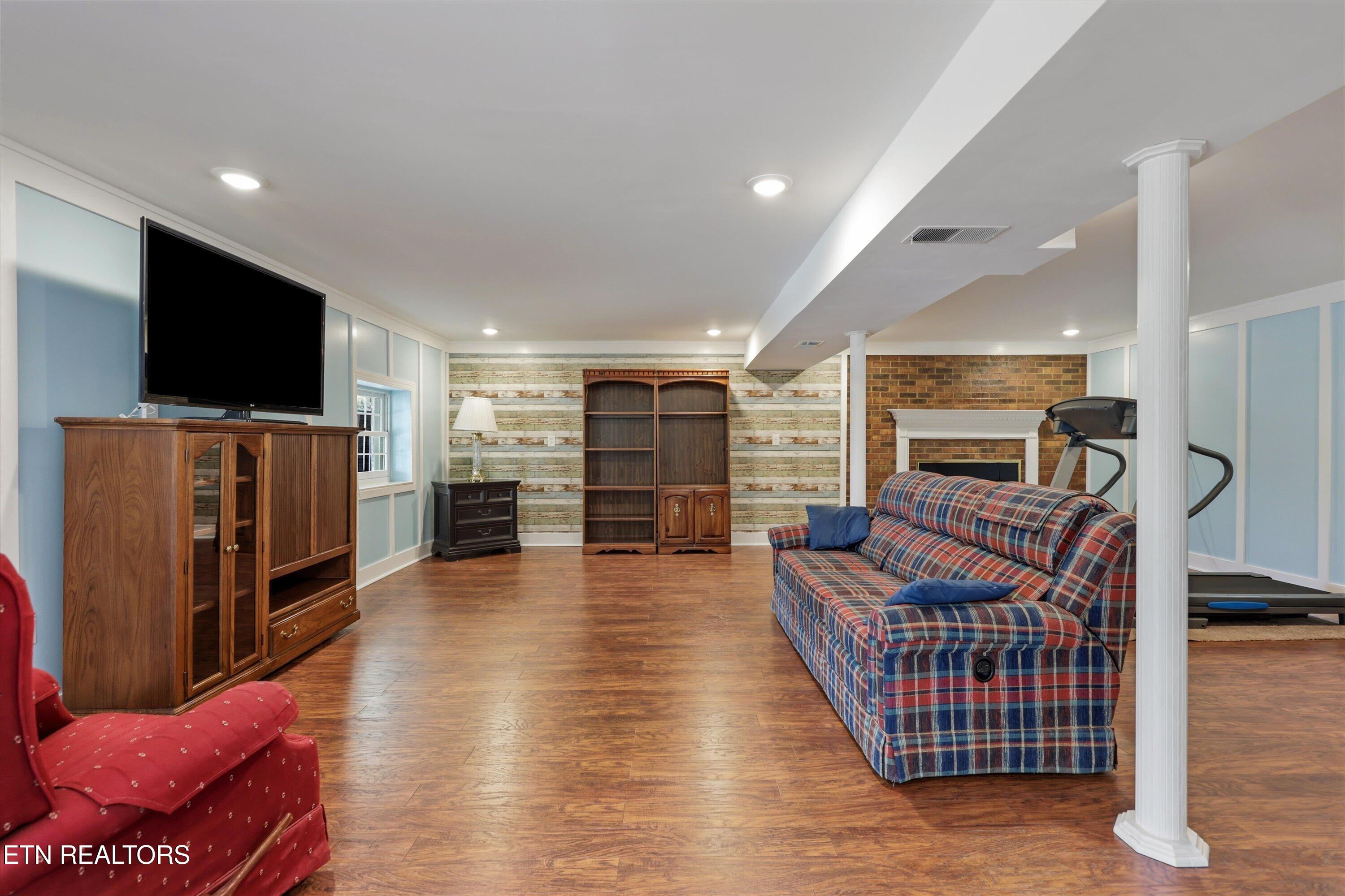 7928 N Ruggles Ferry Pike Knoxville TN 37924