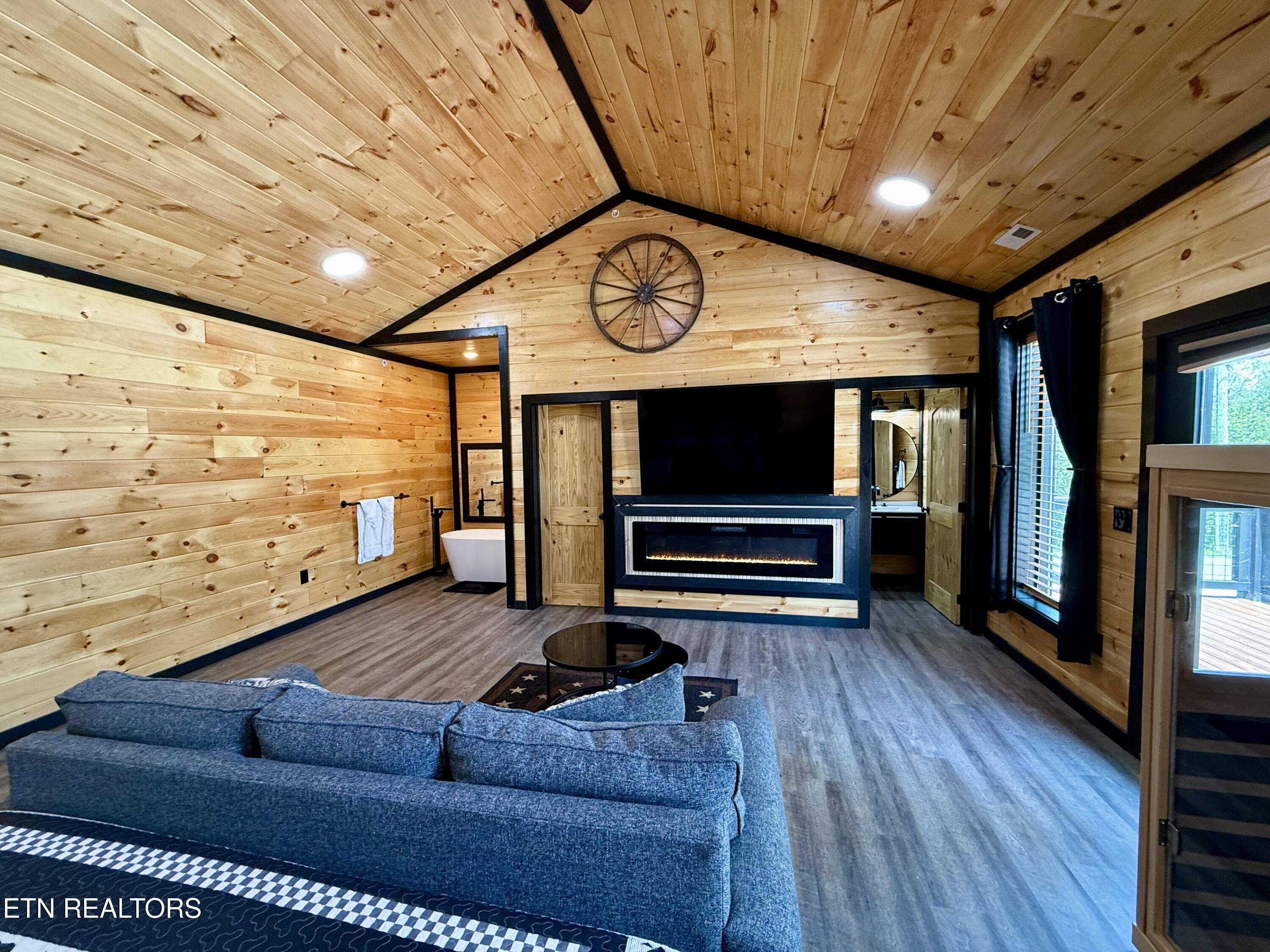 725 Timberlake Sevierville TN 37876
