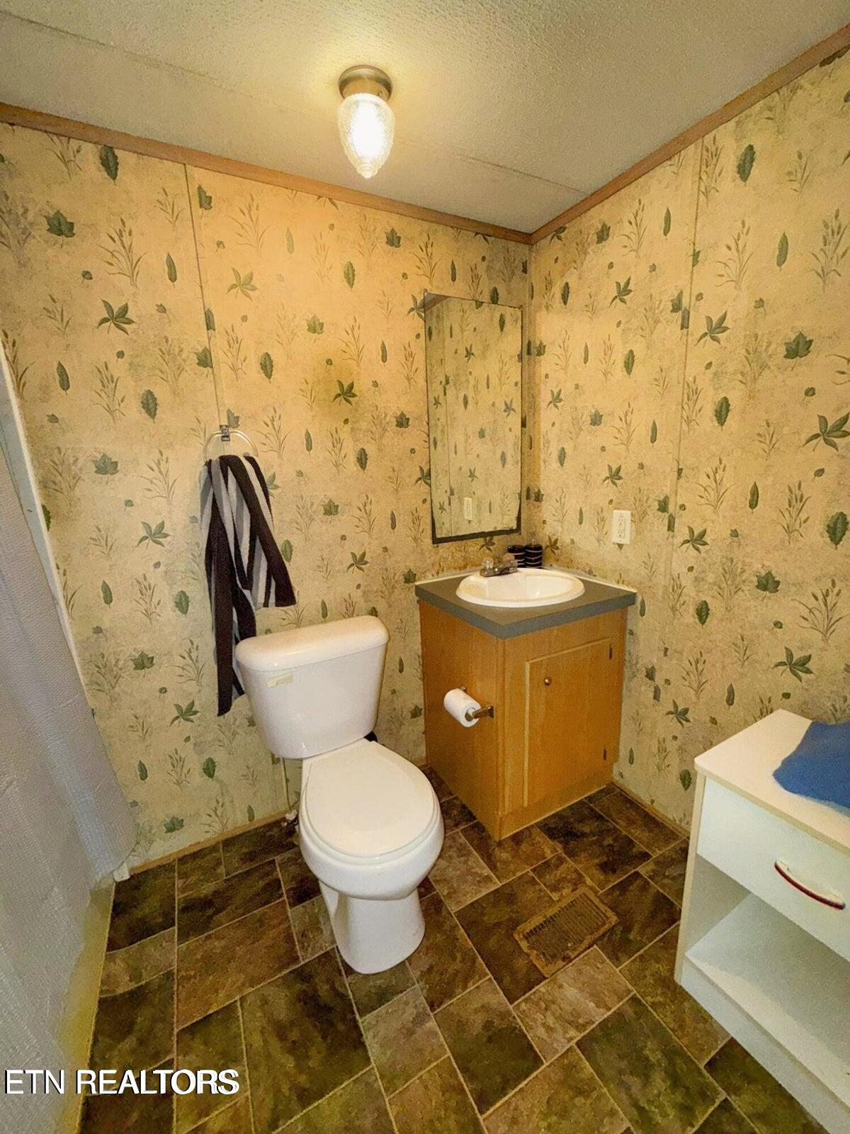 138 Pearly Ward Lane Caryville TN 37714