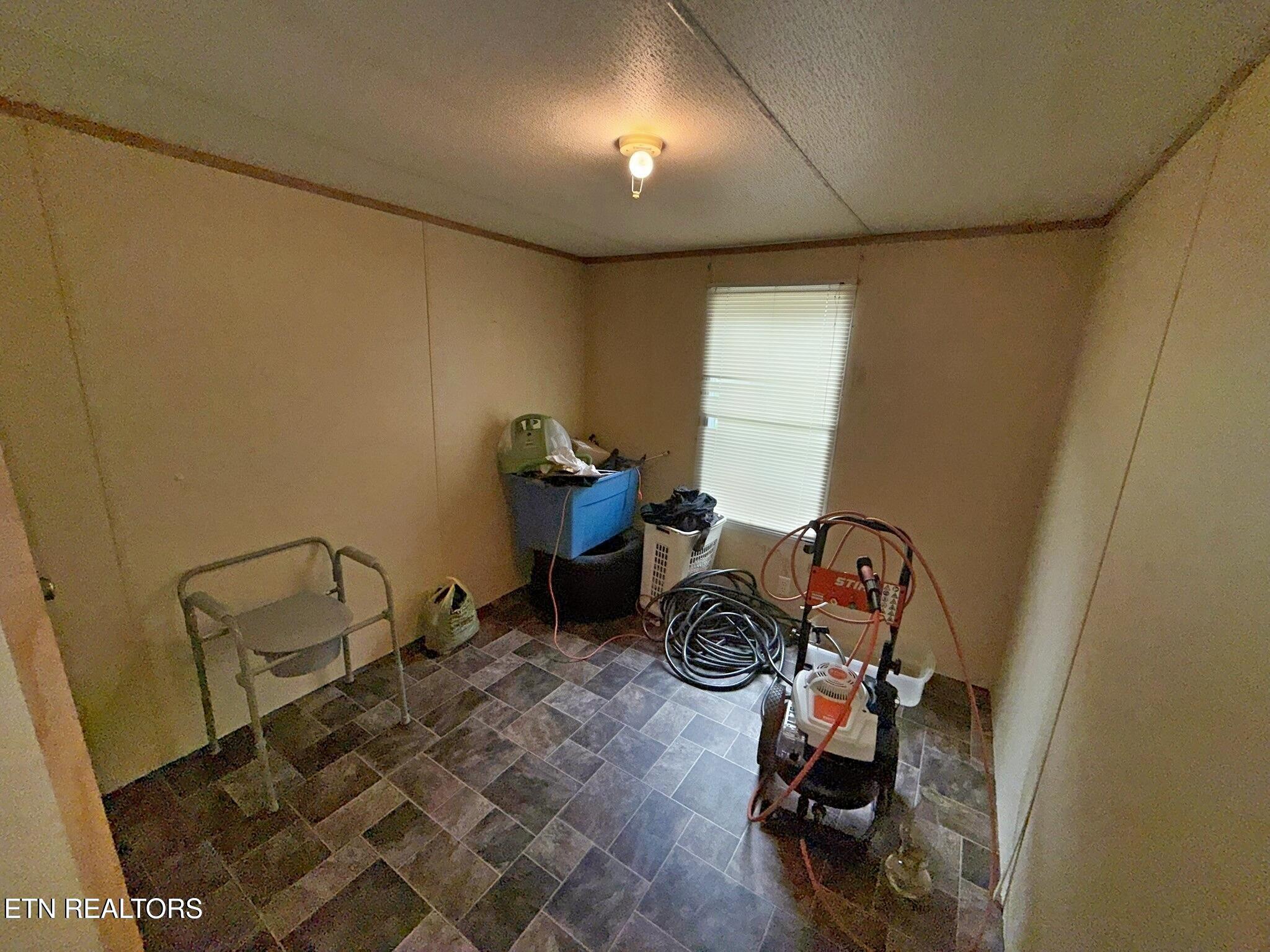 138 Pearly Ward Lane Caryville TN 37714