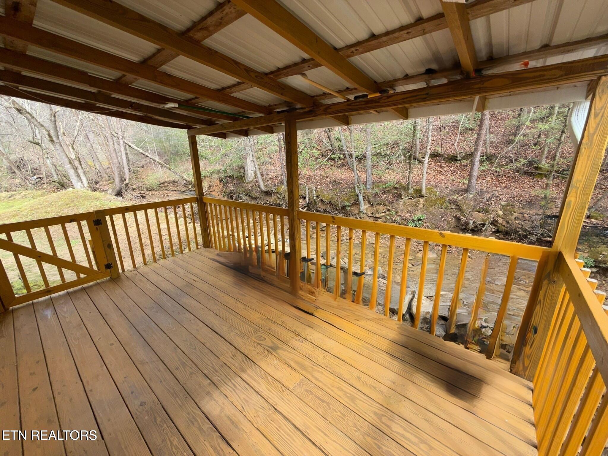 138 Pearly Ward Lane Caryville TN 37714
