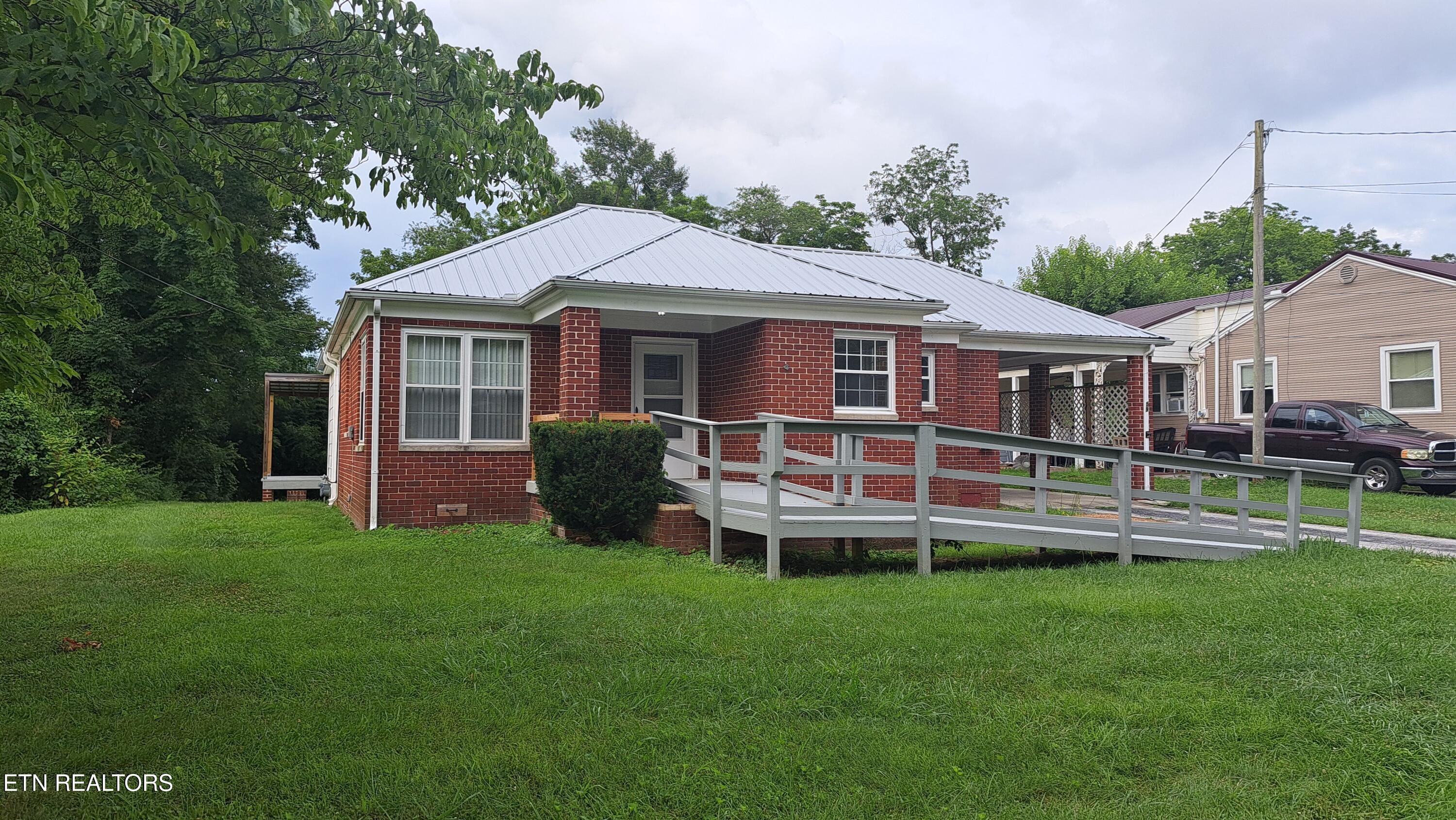 59 Brown Avenue Crossville TN 38555
