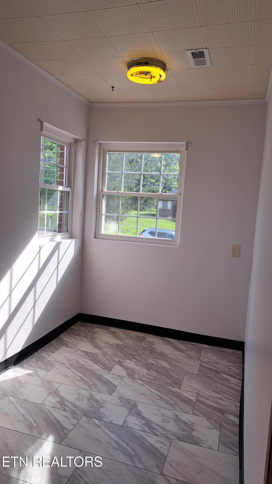 59 Brown Avenue Crossville TN 38555