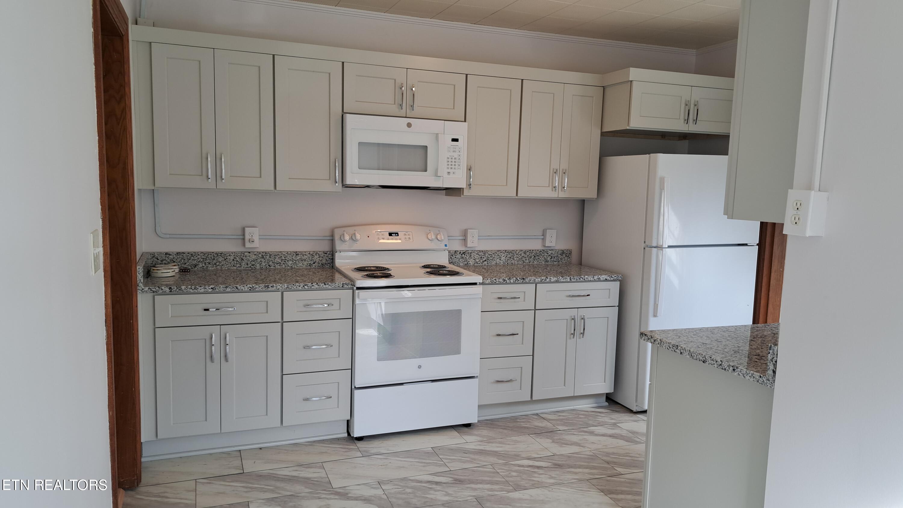 59 Brown Avenue Crossville TN 38555