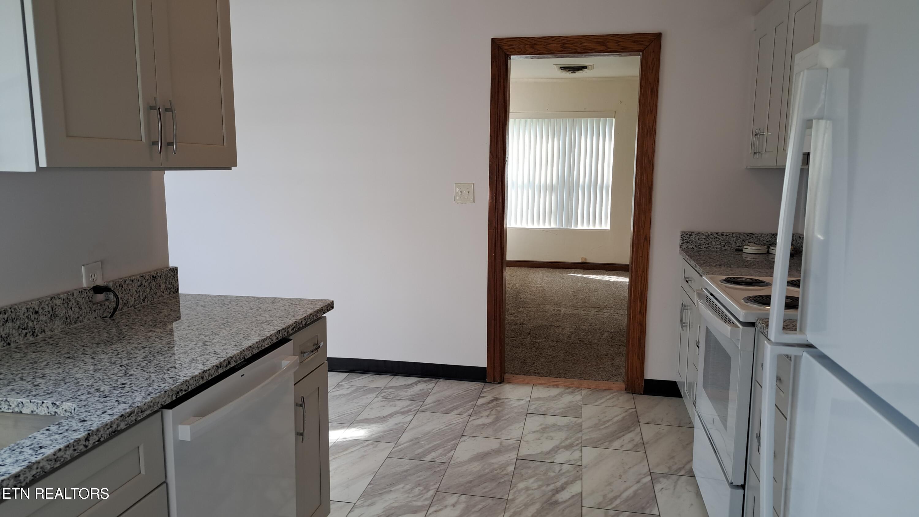59 Brown Avenue Crossville TN 38555