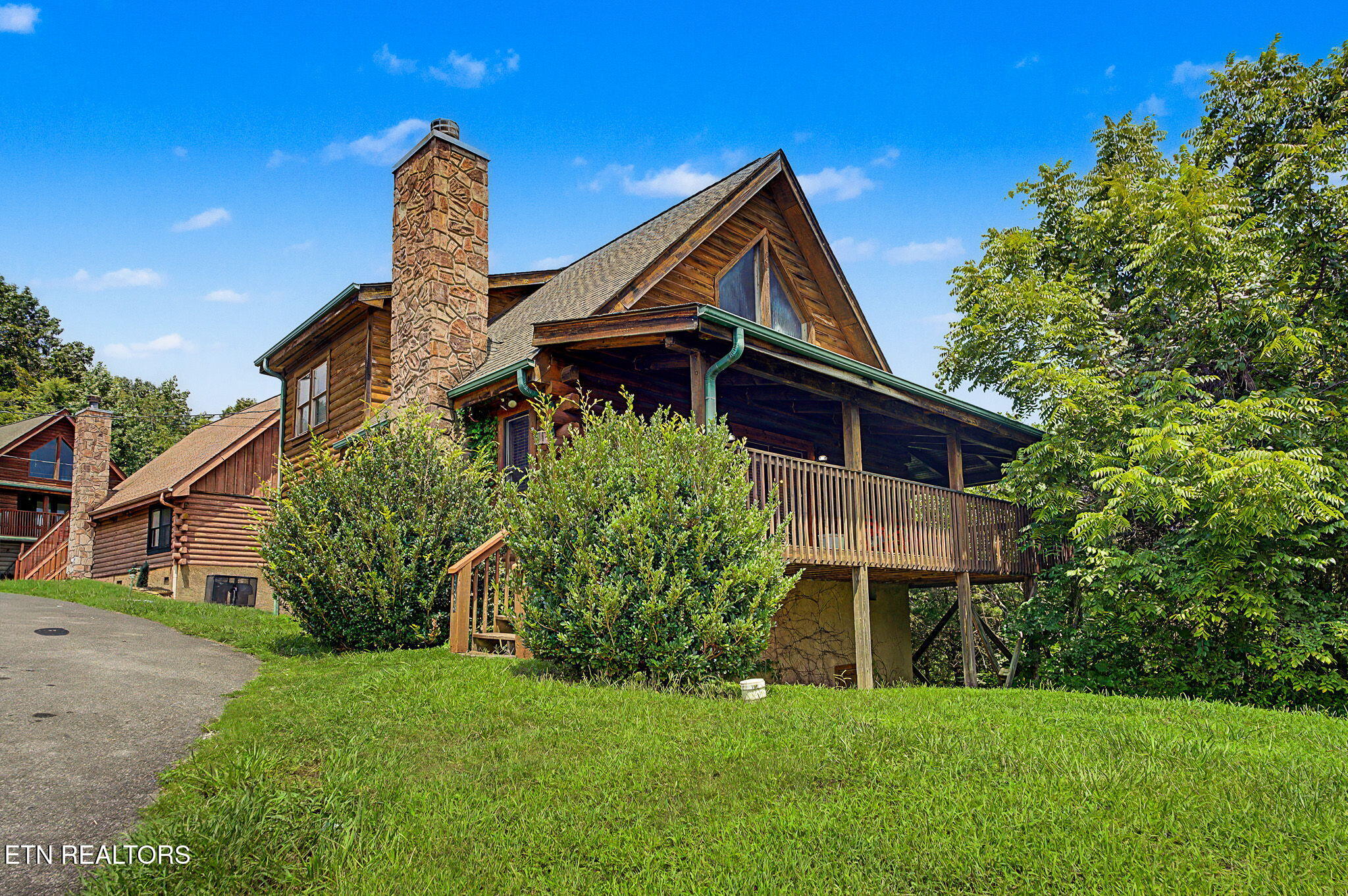2223 Eagle Feather Drive Sevierville TN 37876