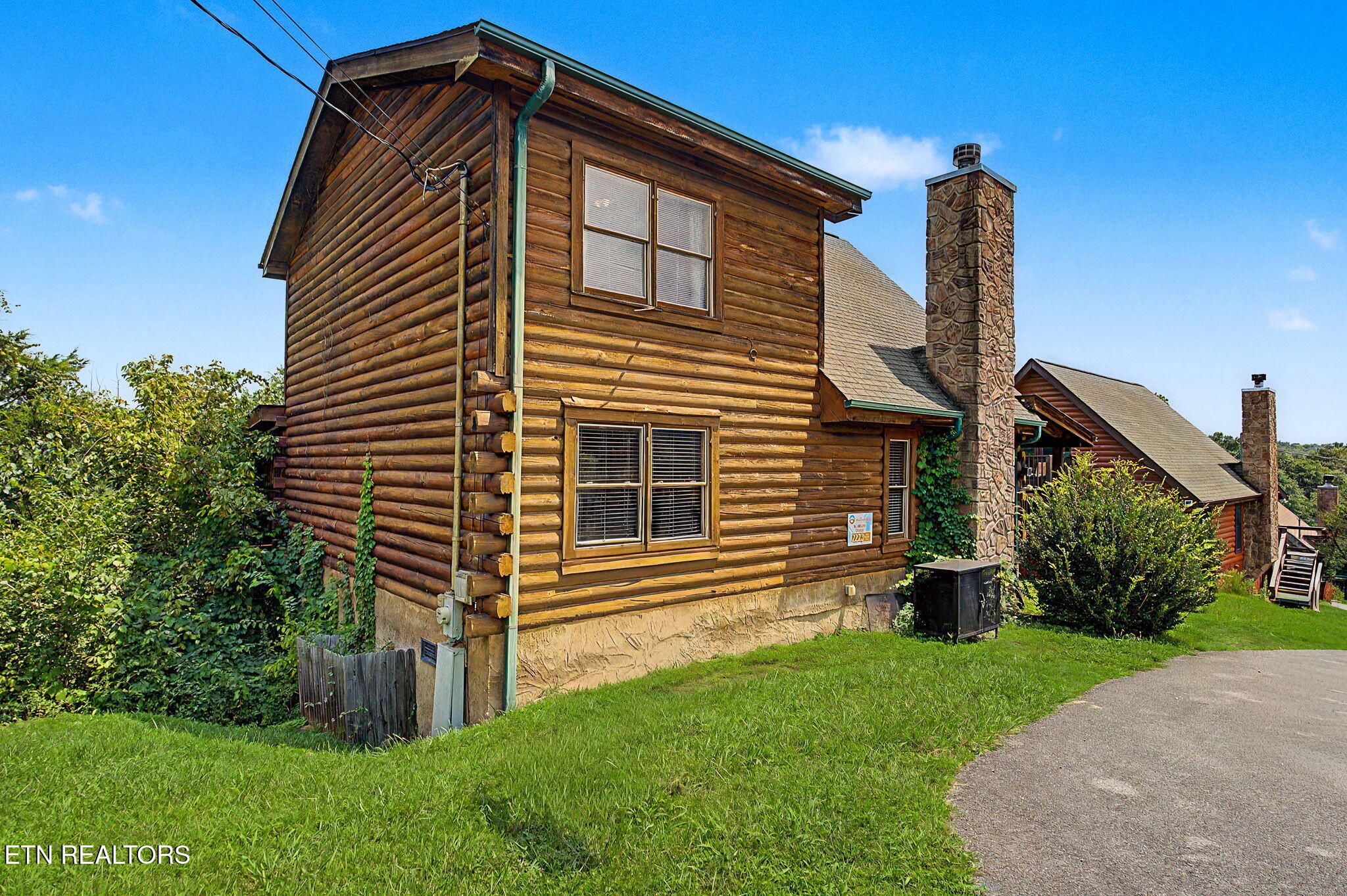 2223 Eagle Feather Drive Sevierville TN 37876