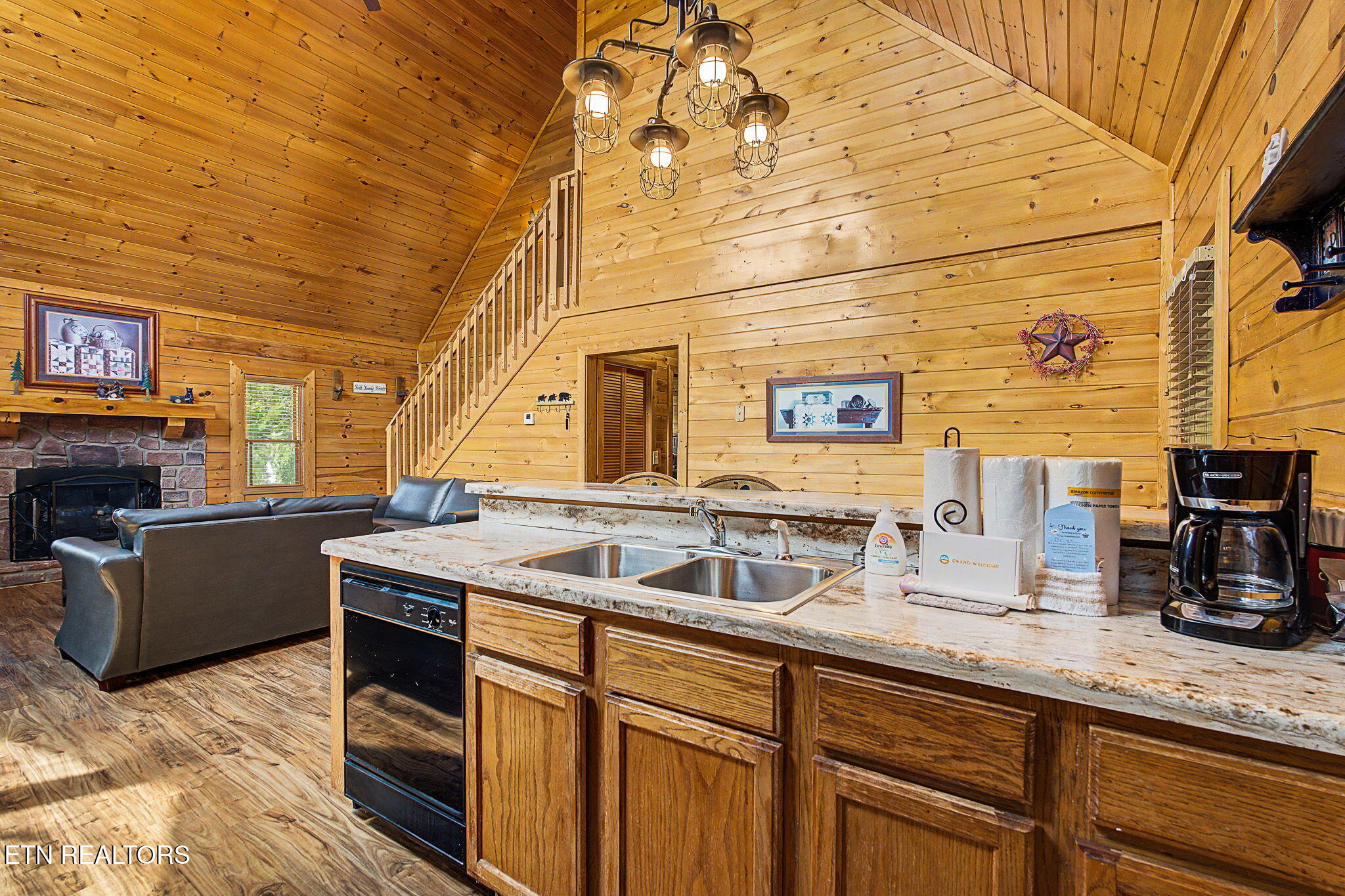 2223 Eagle Feather Drive Sevierville TN 37876