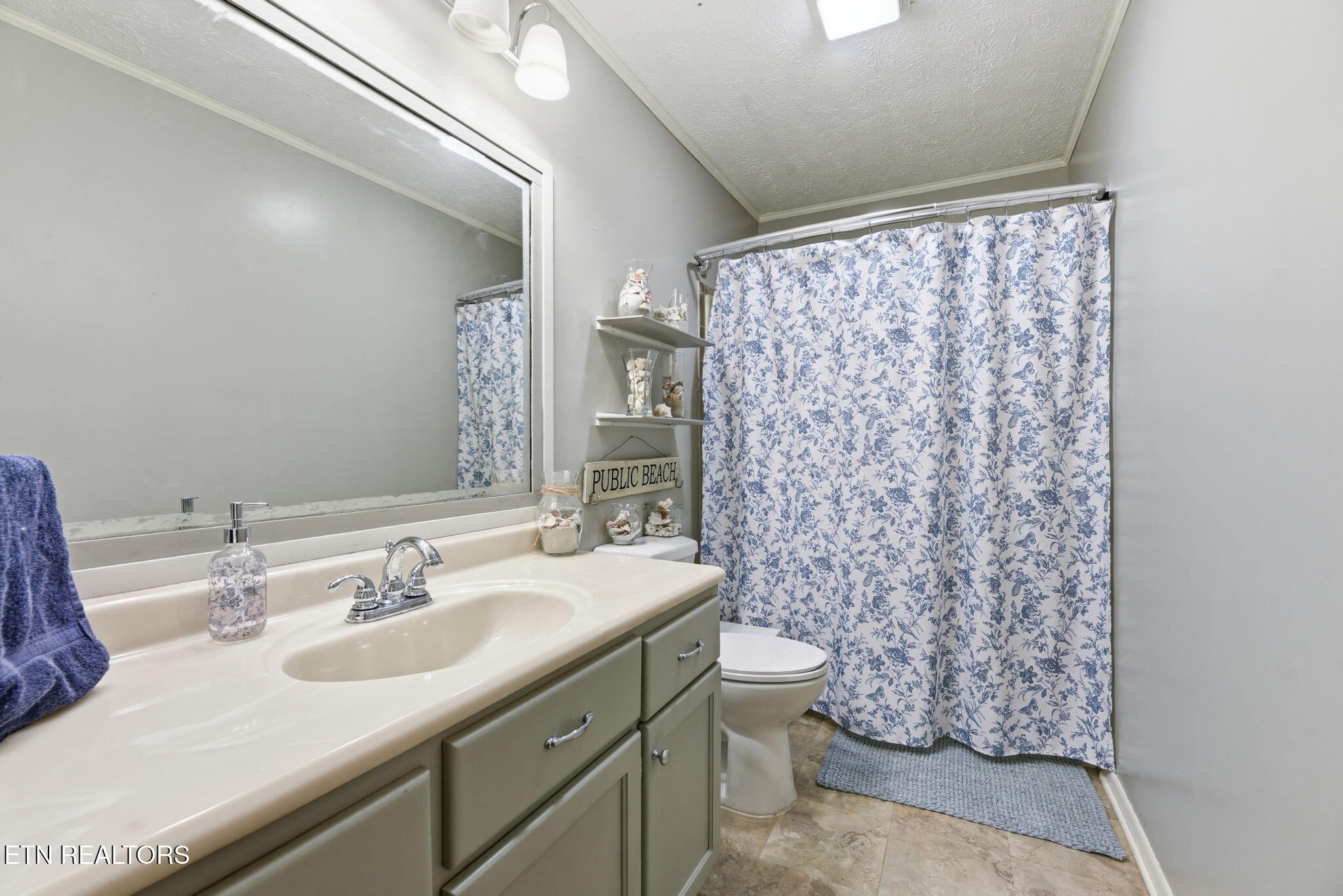 2237 Quail Hollow Road Knoxville TN 37923