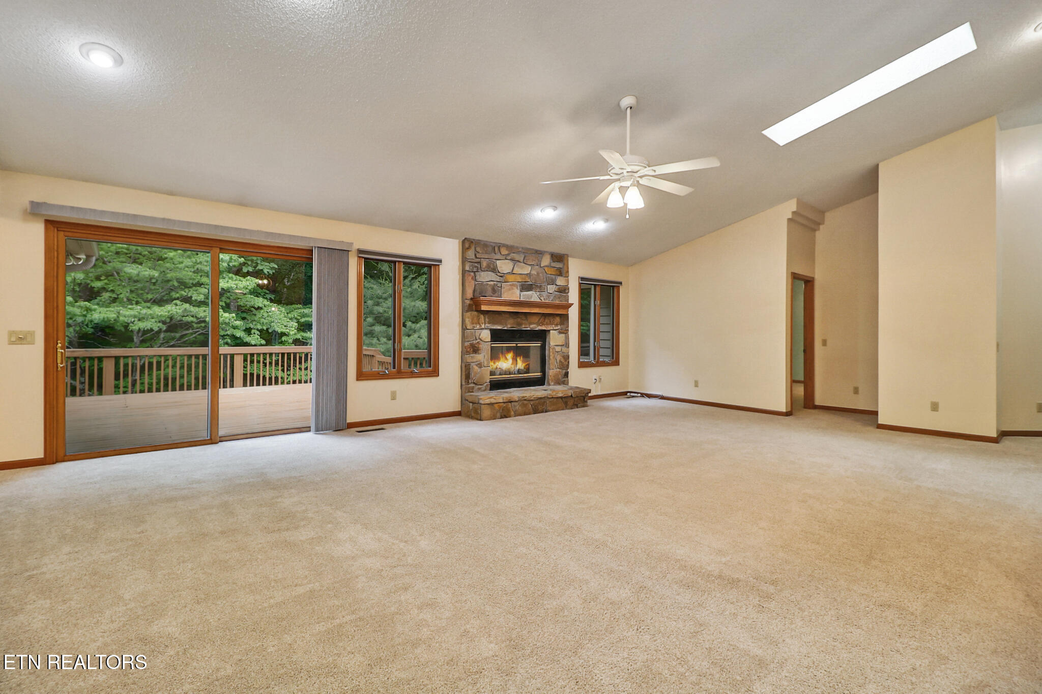 35 Pineridge Court Crossville TN 38558