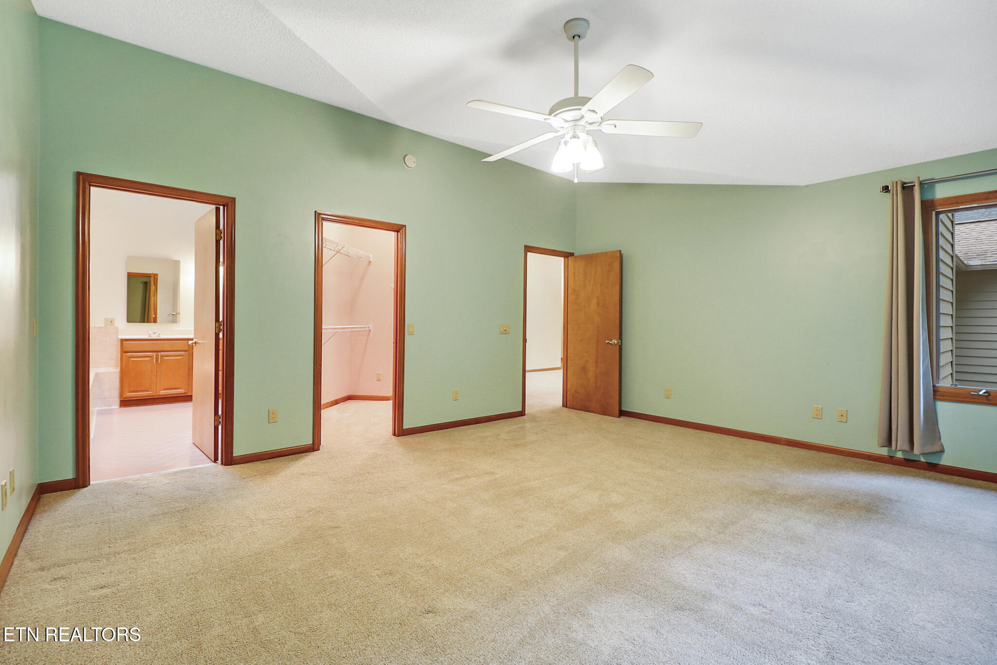 35 Pineridge Court Crossville TN 38558