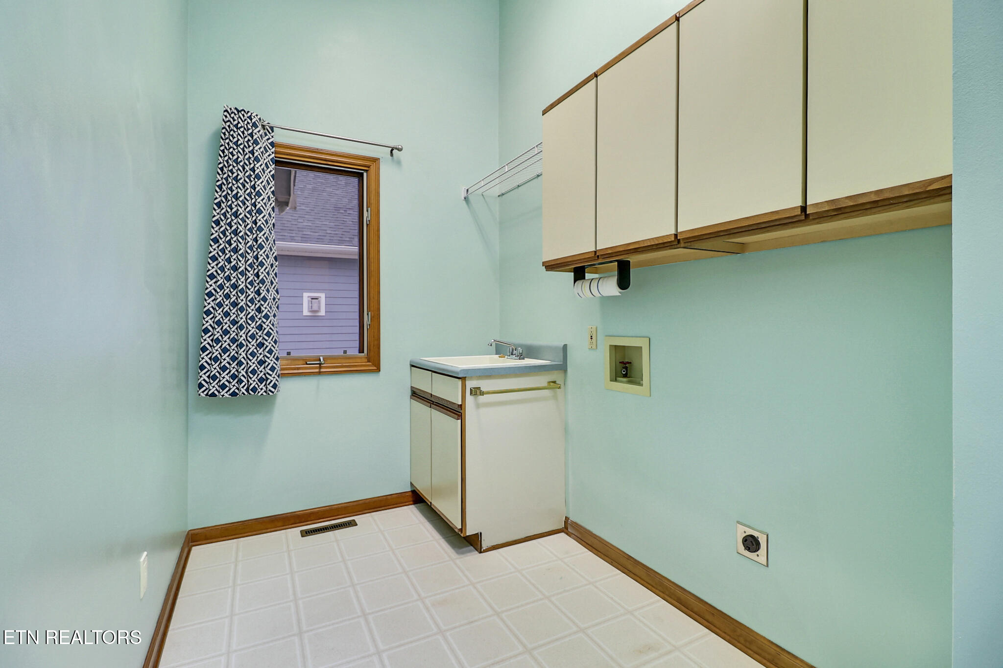 35 Pineridge Court Crossville TN 38558