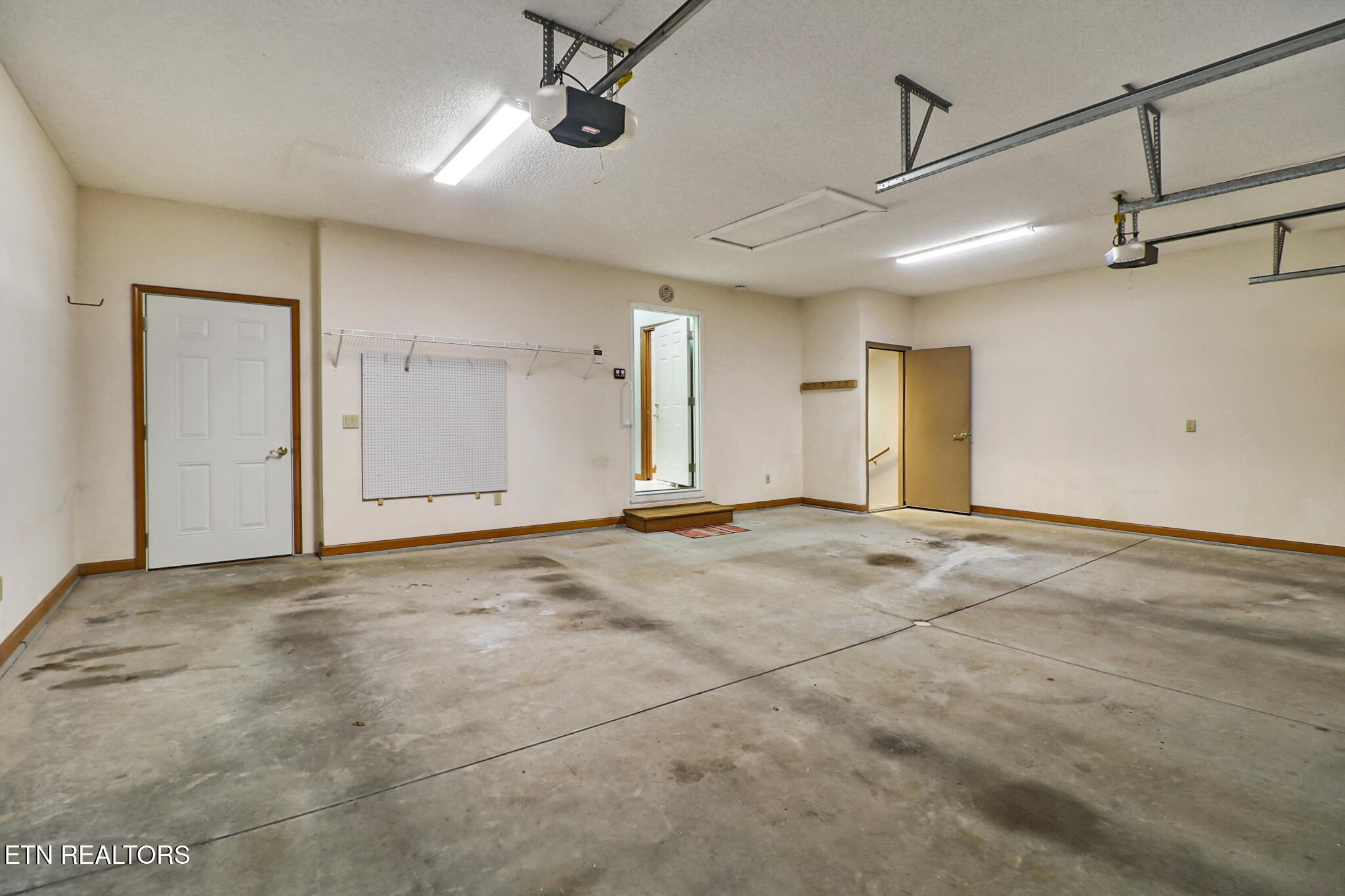 35 Pineridge Court Crossville TN 38558