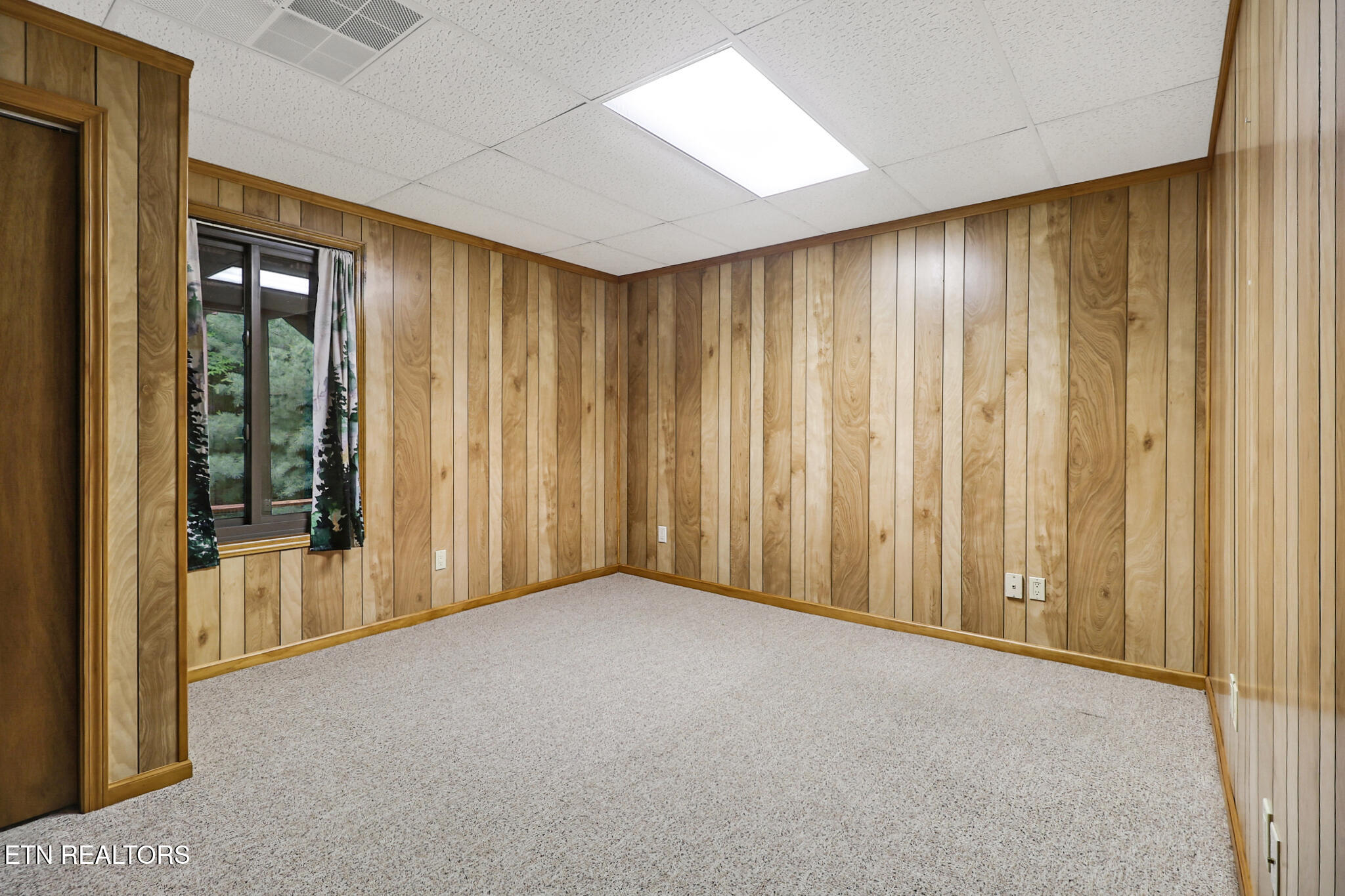 35 Pineridge Court Crossville TN 38558