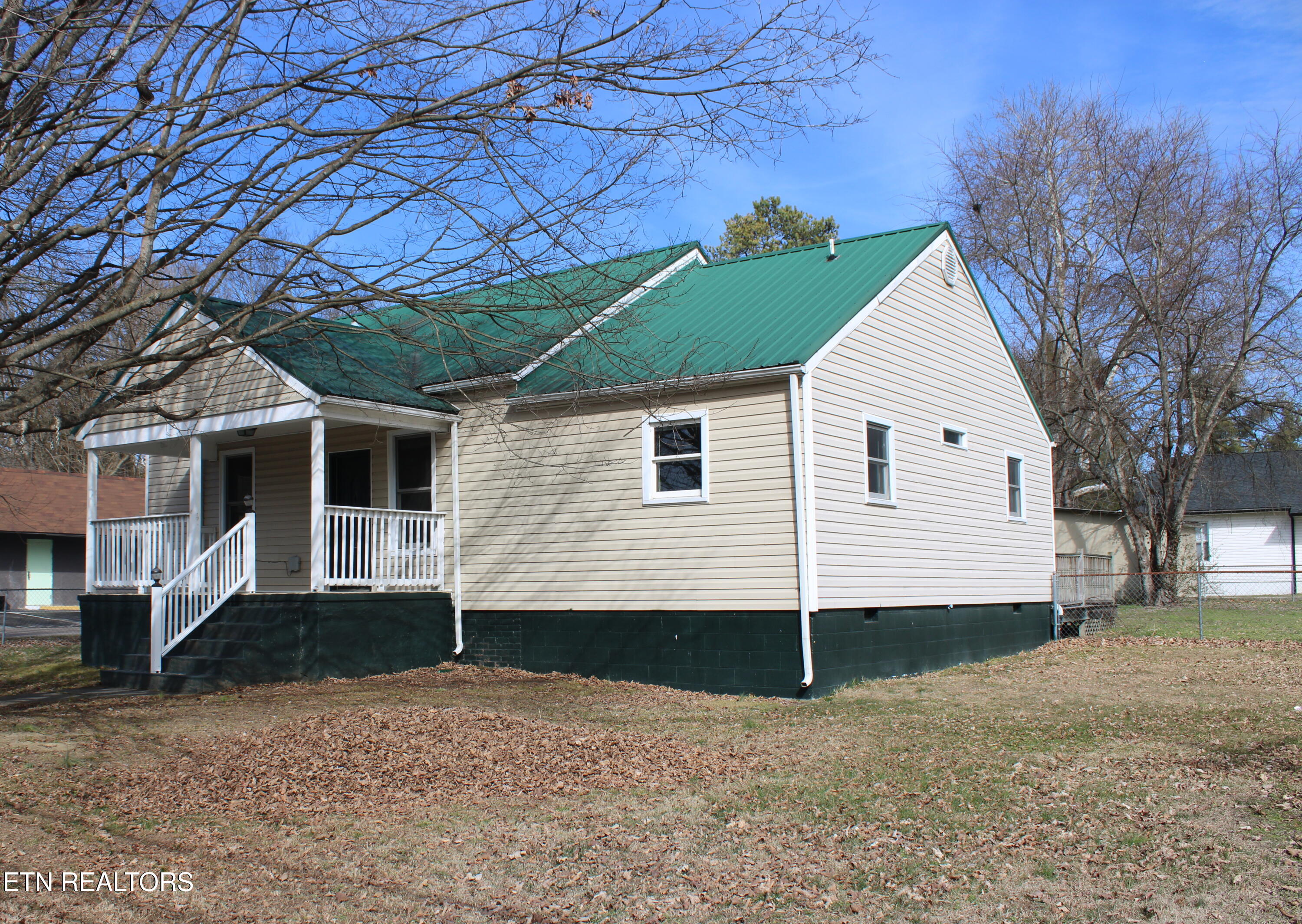 3522 Whittle Springs Knoxville TN 37917