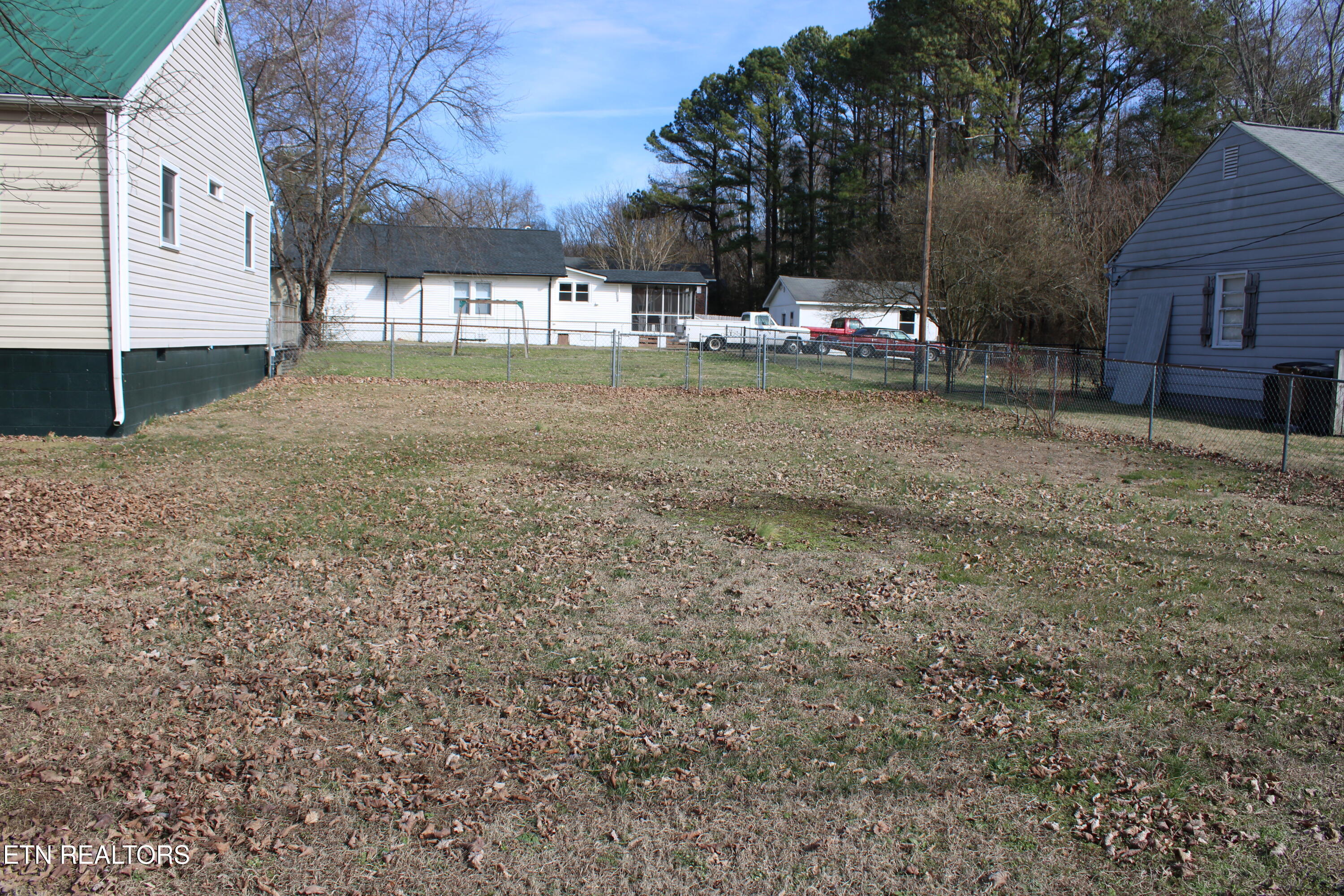 3522 Whittle Springs Knoxville TN 37917