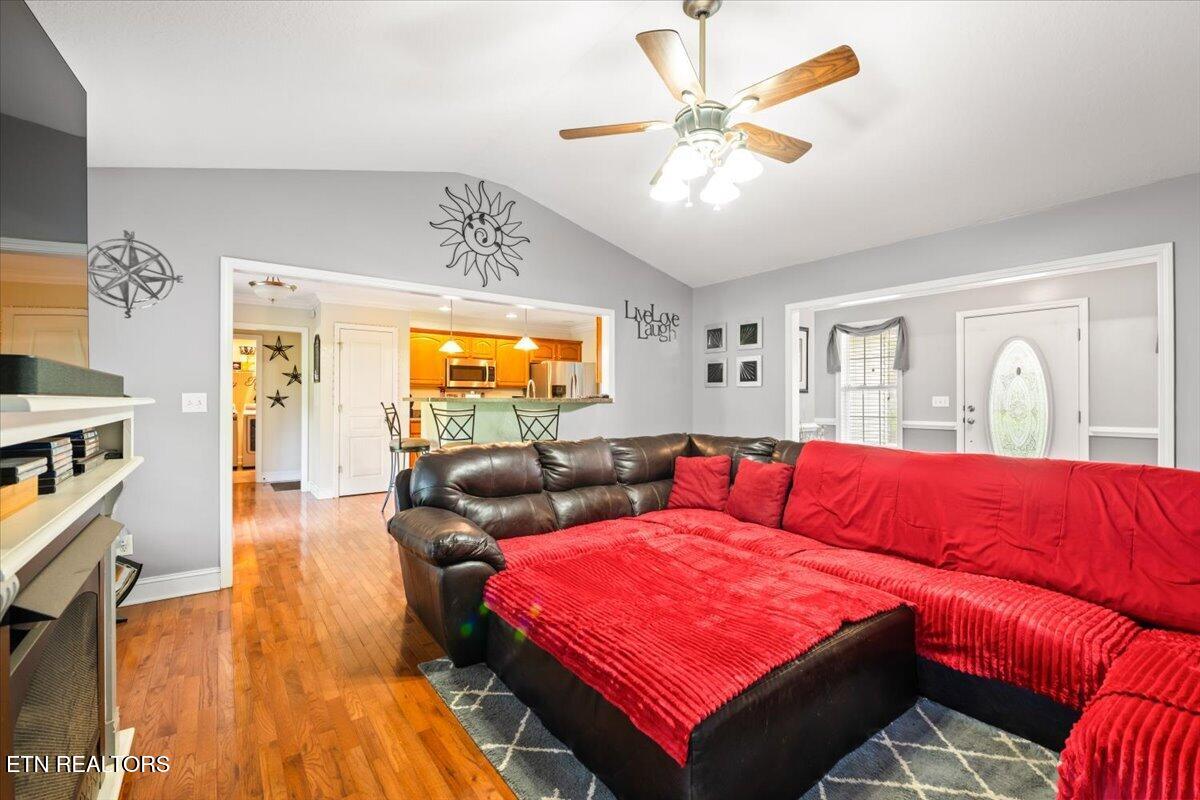 122 Michael Lane Jacksboro TN 37757