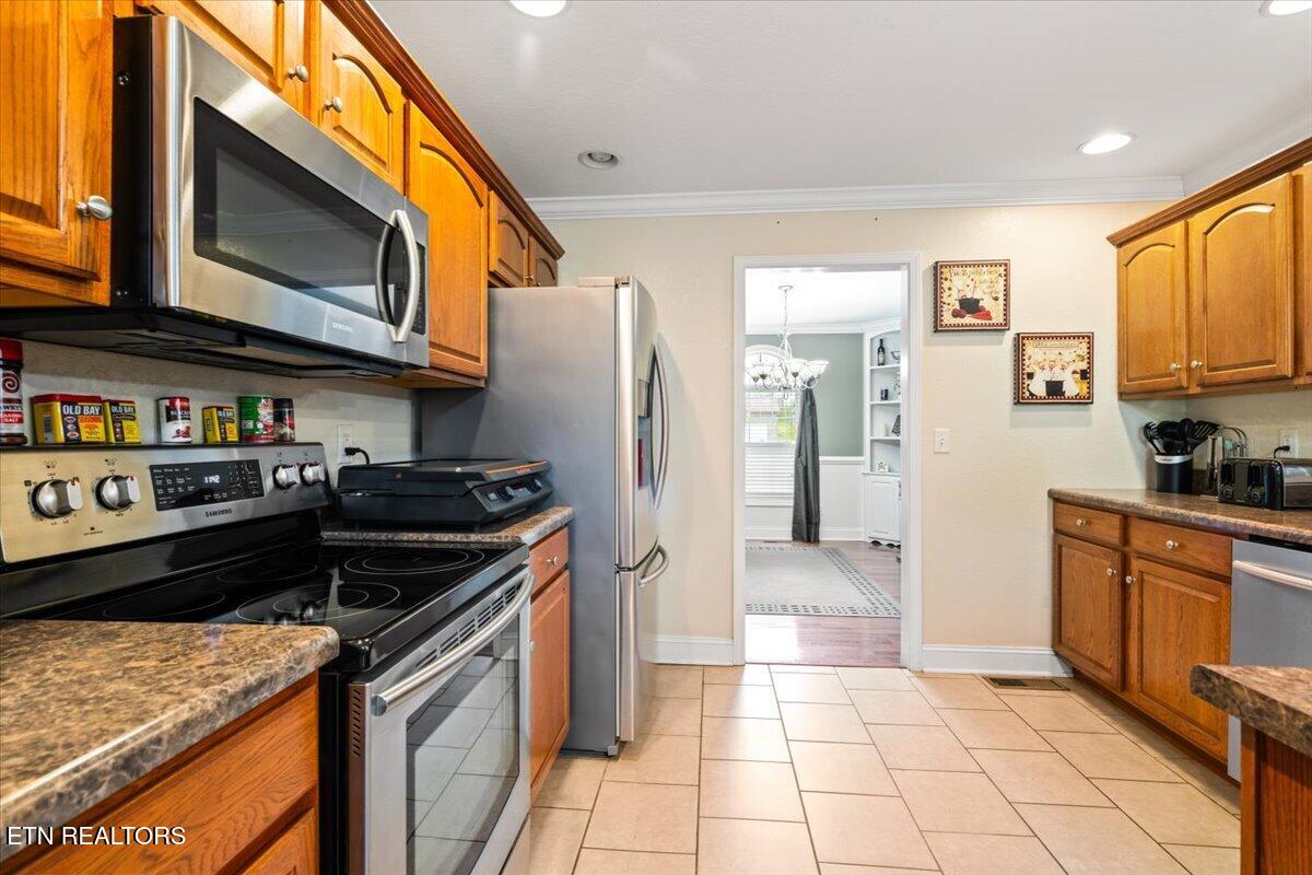 122 Michael Lane Jacksboro TN 37757