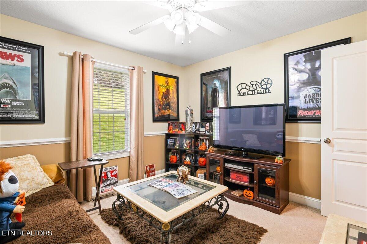 122 Michael Lane Jacksboro TN 37757