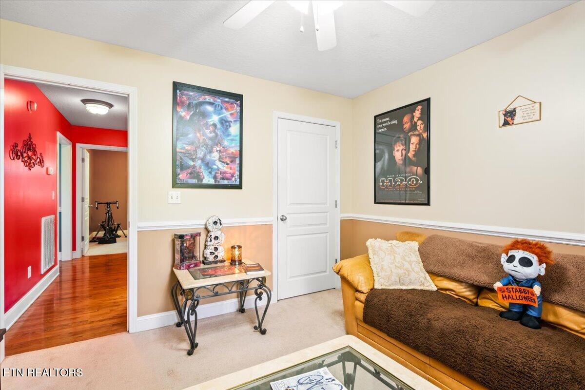 122 Michael Lane Jacksboro TN 37757
