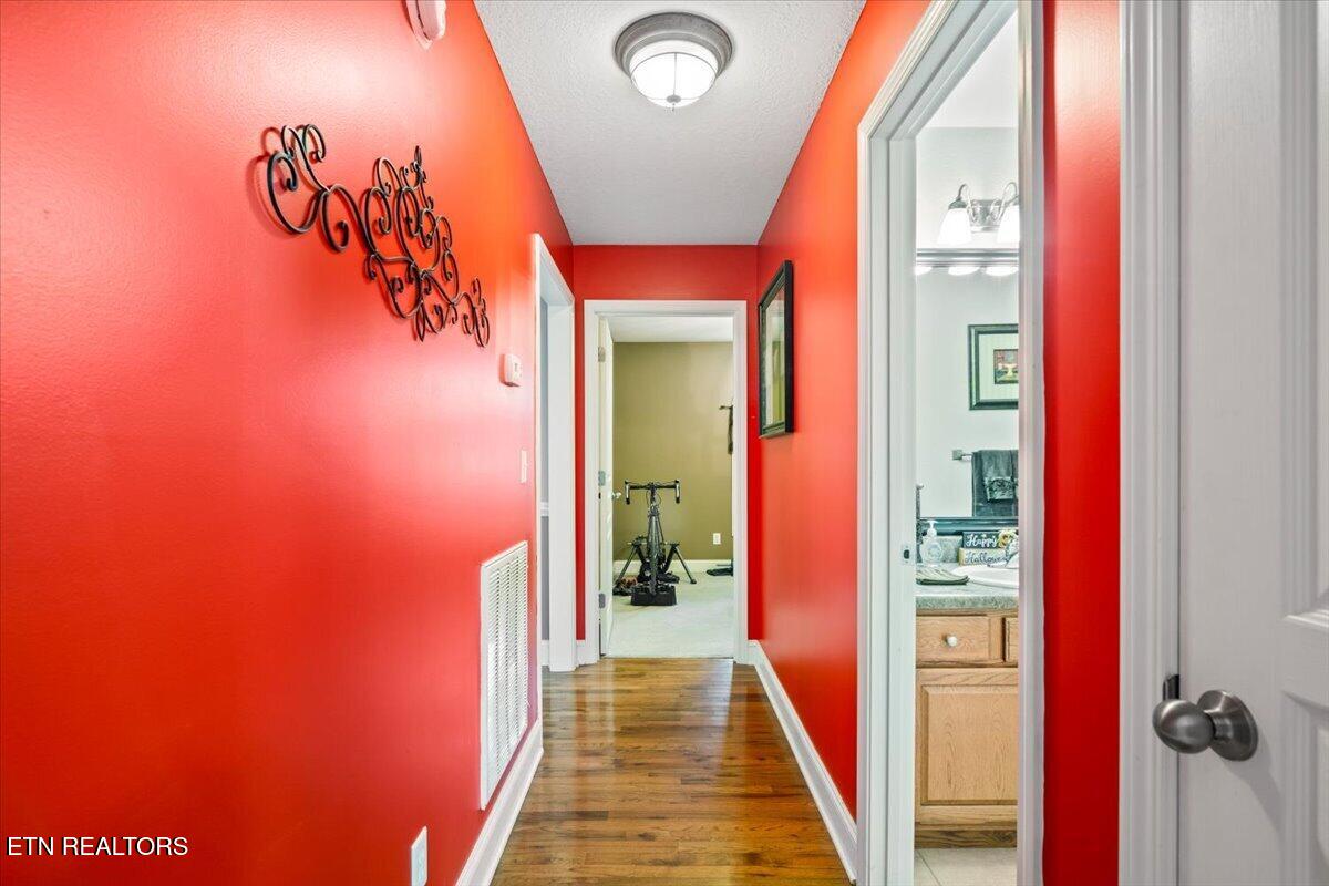 122 Michael Lane Jacksboro TN 37757