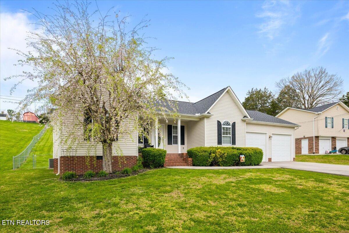 122 Michael Lane Jacksboro TN 37757